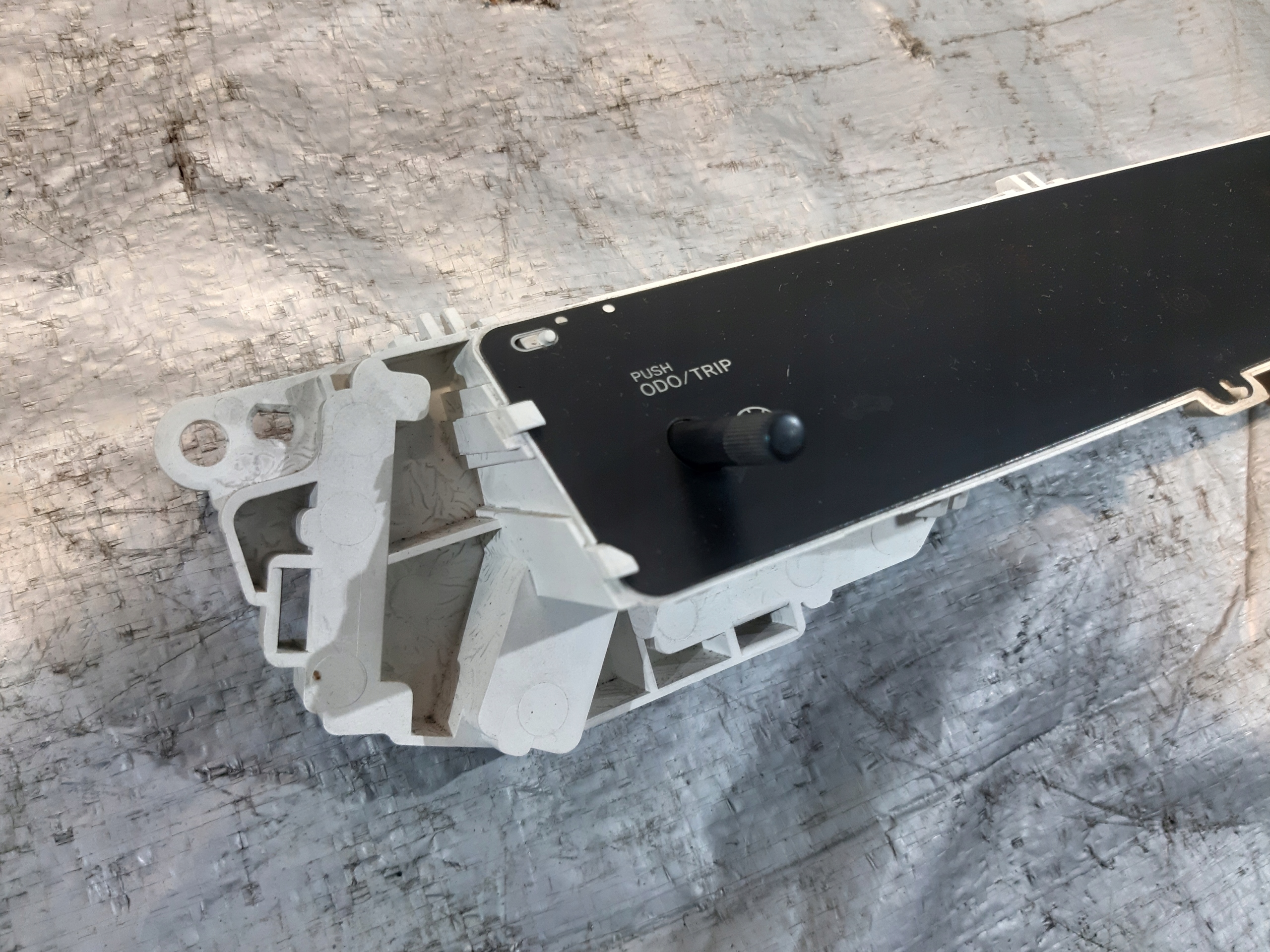 display Toyota Previa II 83950-28120
