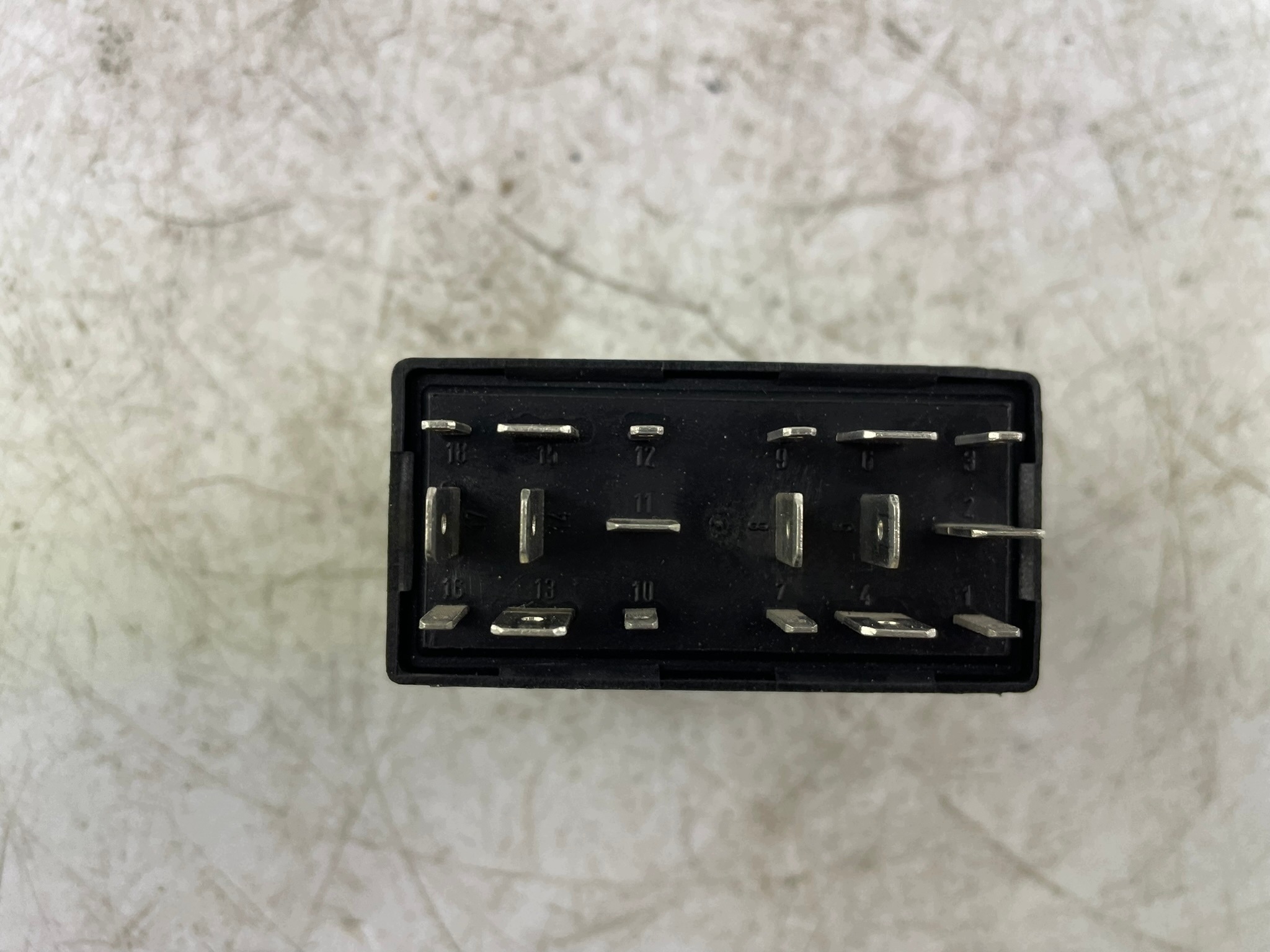 Relais 609 4B0907487E 611944110 Audi A3 8L 1.9 TDI