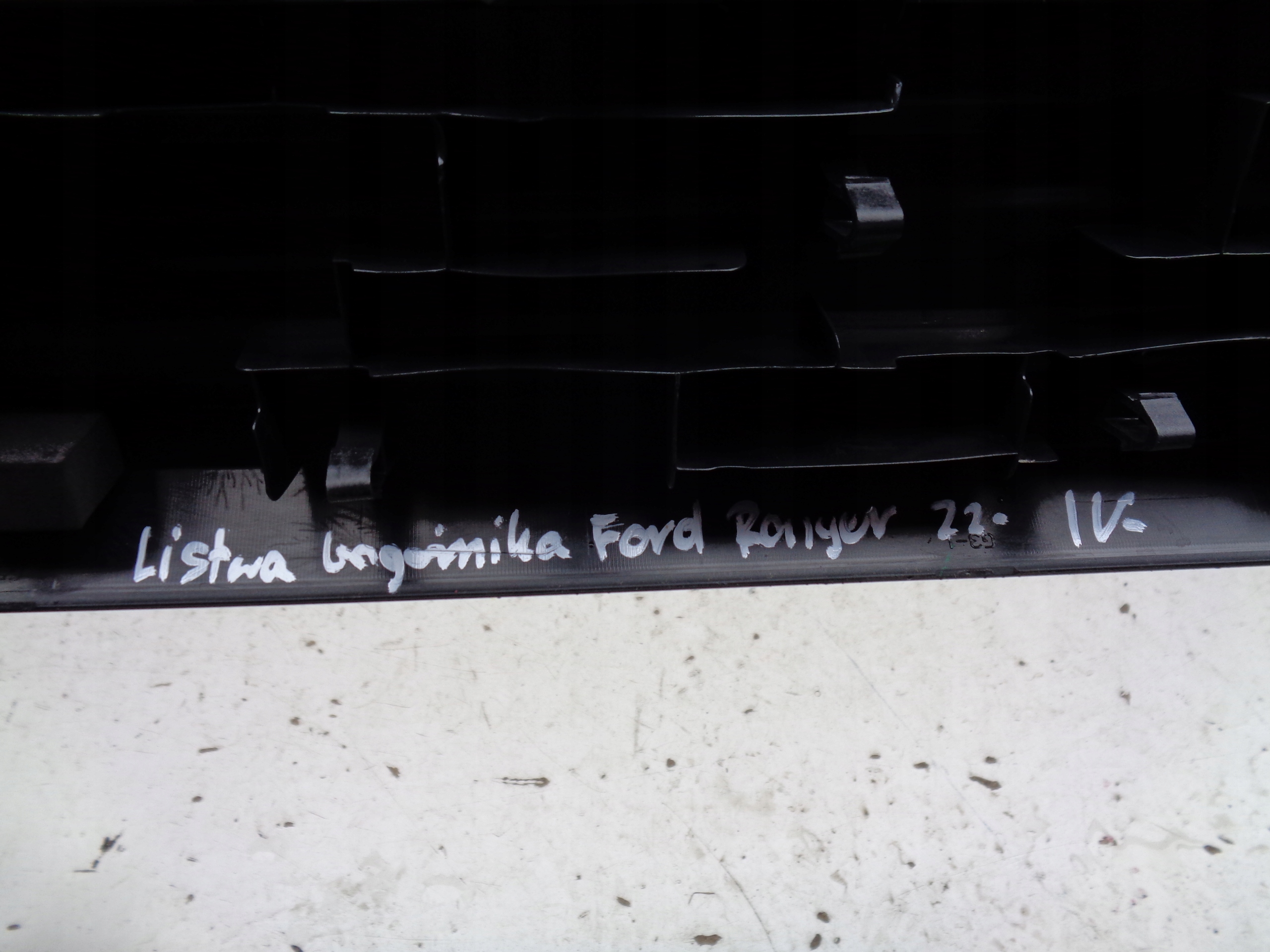 cap moulding boot FORD RANGER RAPTOR 23