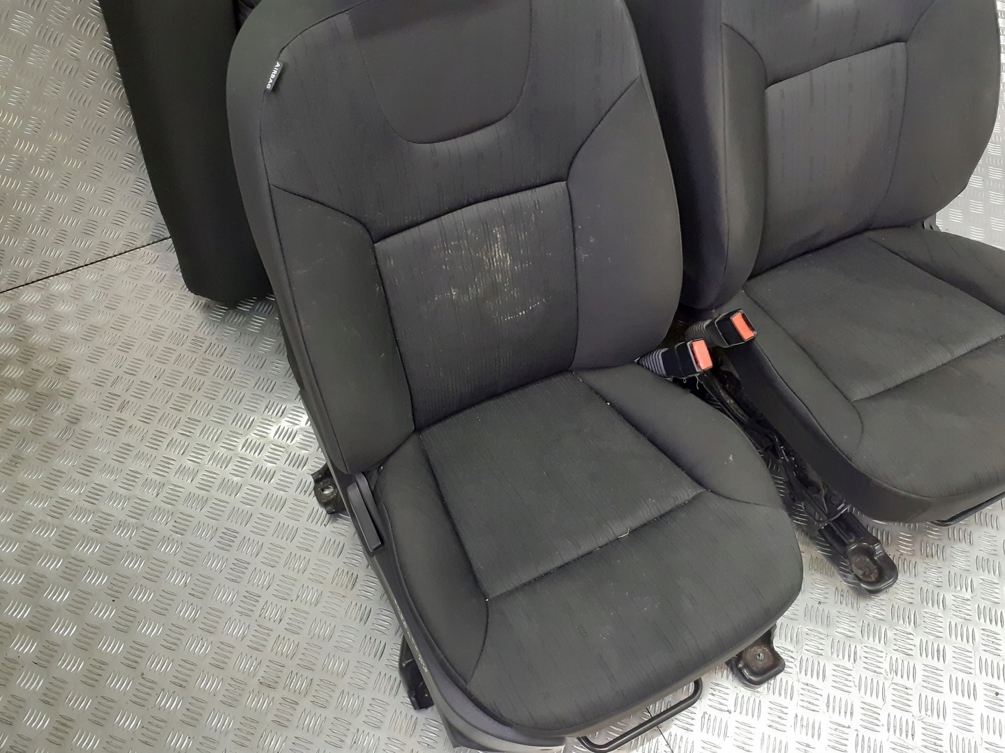 кресла диван комплект + бочки FORD Focus MK2 америка 2.0 16V