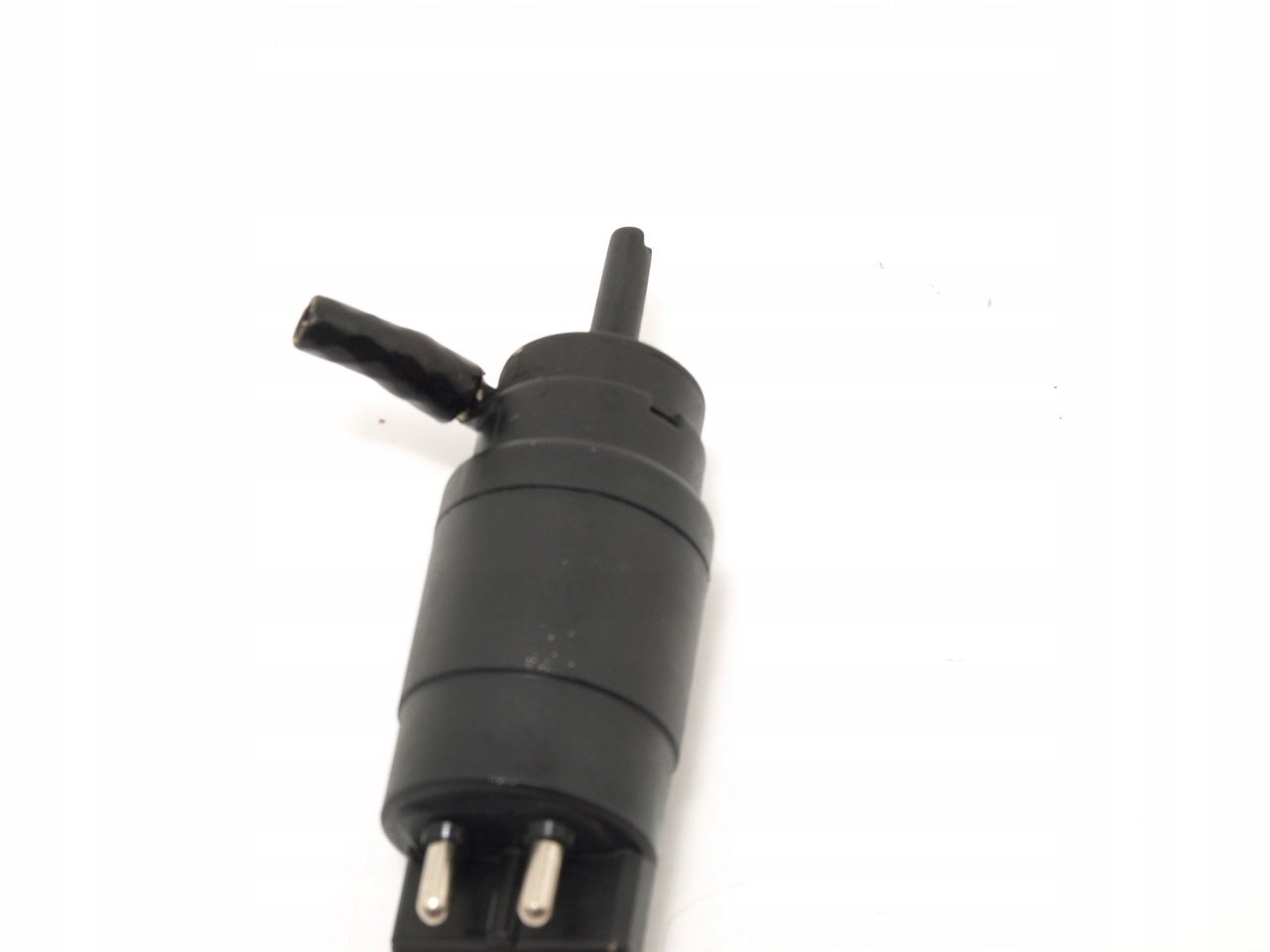 POMPKA SPRYSKIWACZY MERCEDES W124 0130690001 Typ samochodu Samochody osobowe