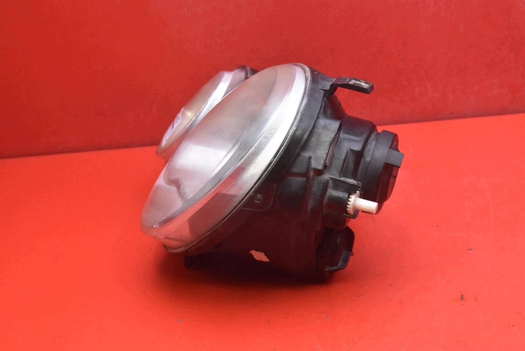 REFLEKTOR left light front EU 89306830 VW POLO 4 IV 9N 01-05