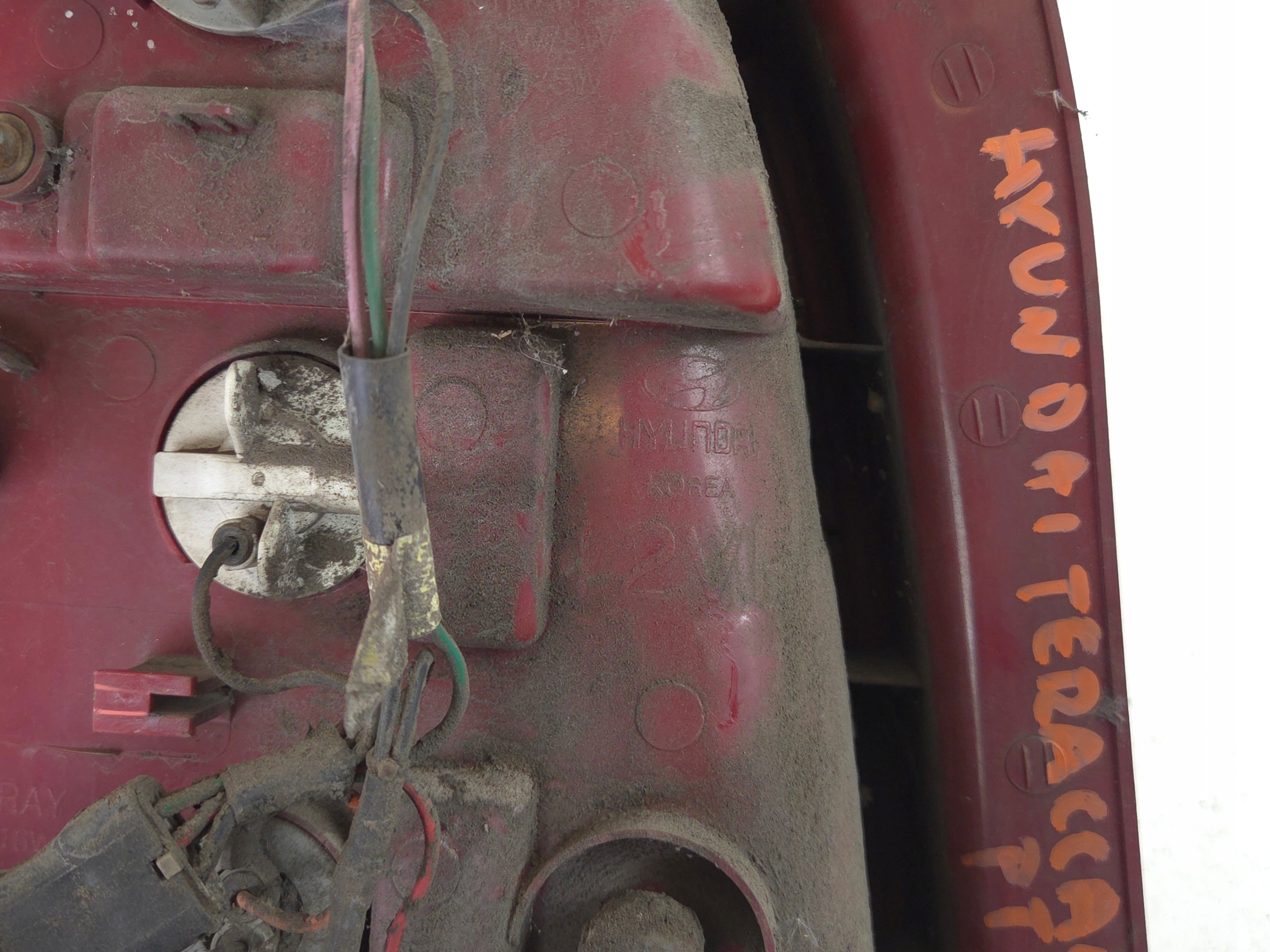 HYUNDAI TERRACAN LIFT light right rear part