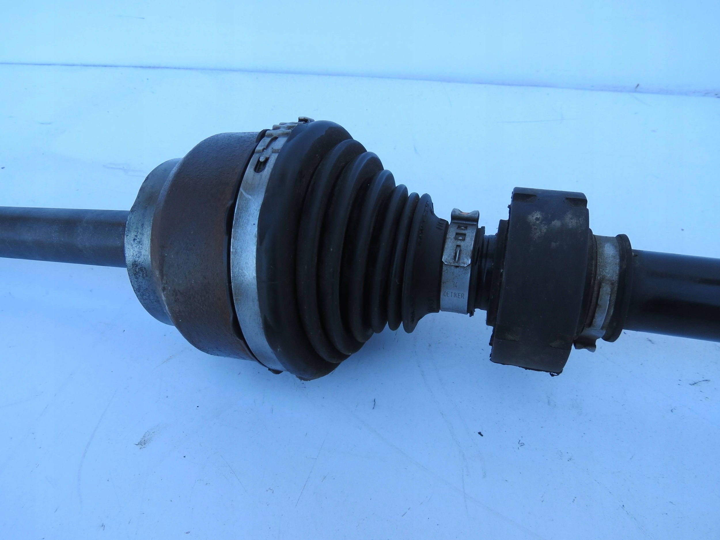 semi-axis right rear part VOLVO V90 T8 HYBRYDA 31437355