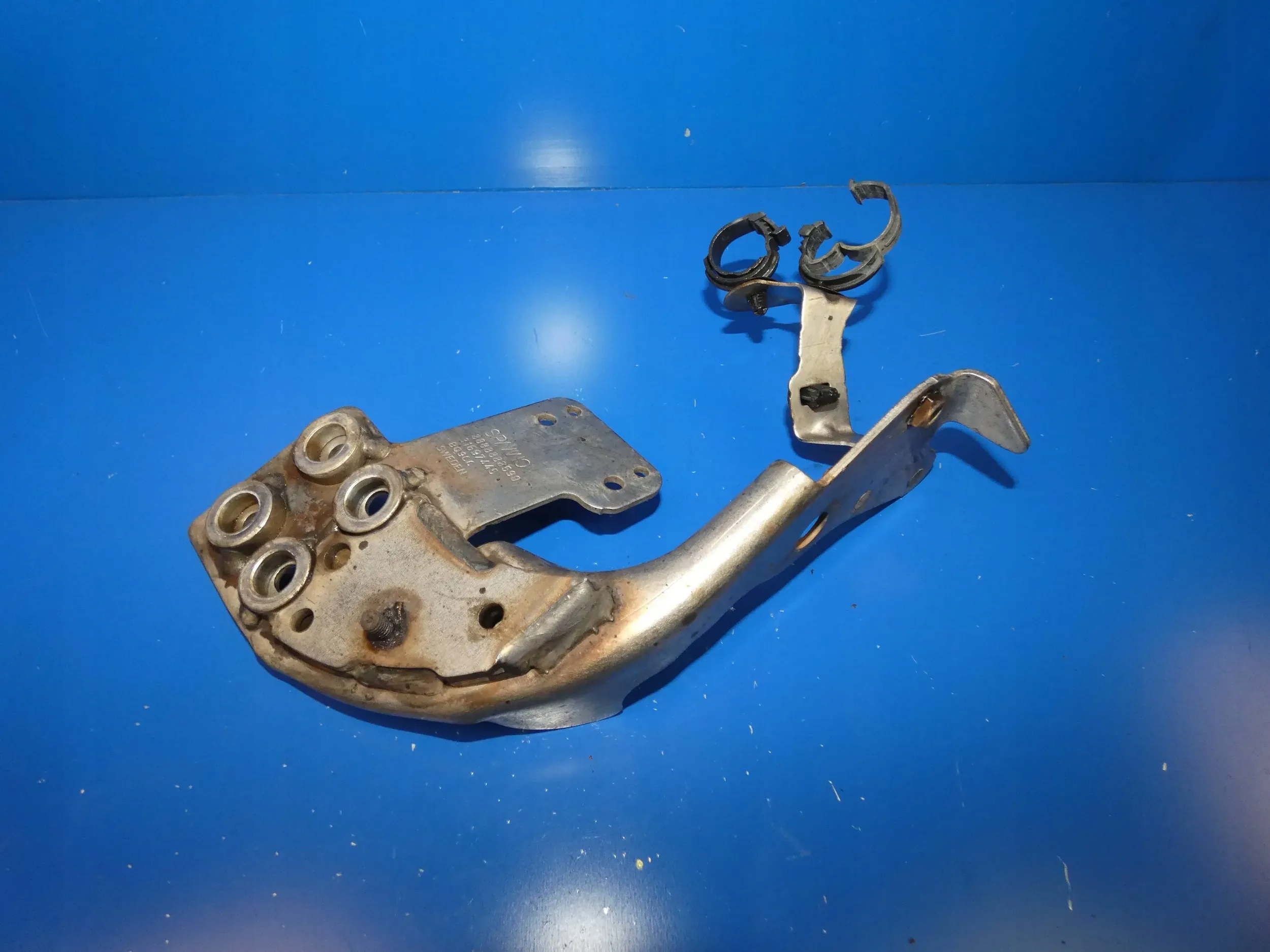 VOLVO V90 II S90 XC90 II XC60 II V60 2.0 D4 console holder gearboxes