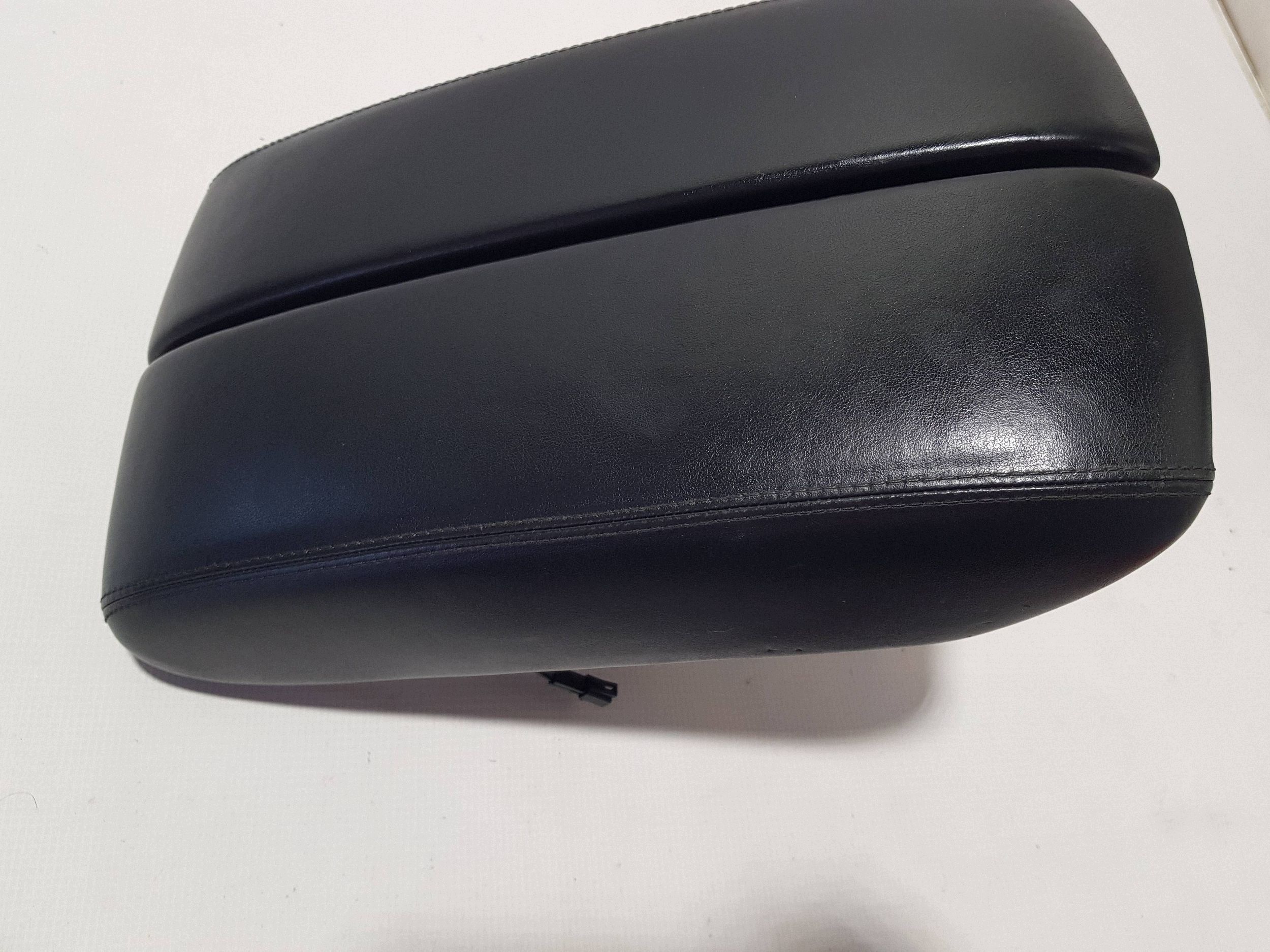 armrest passenger compartment TUNELU SRODKOWEGO AUDI A8 D4 4H
