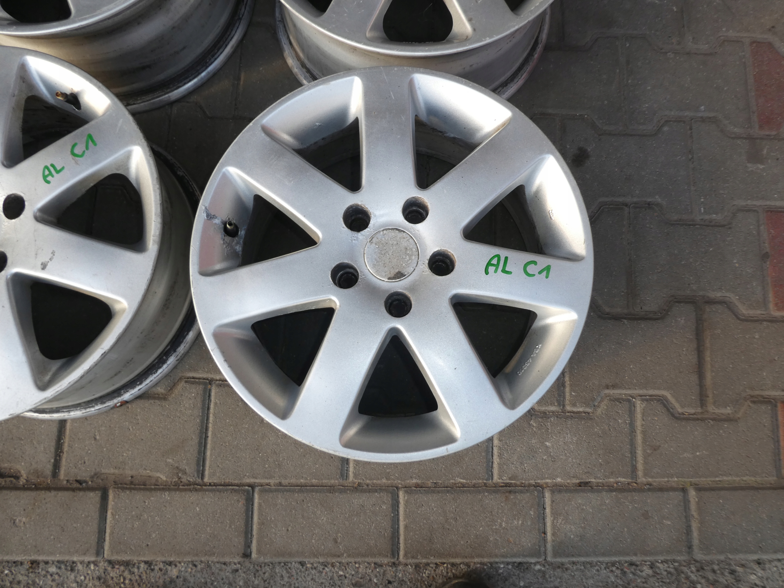 CERCHI RUOTE 4SZT 16 AUTEC 5X112 A706