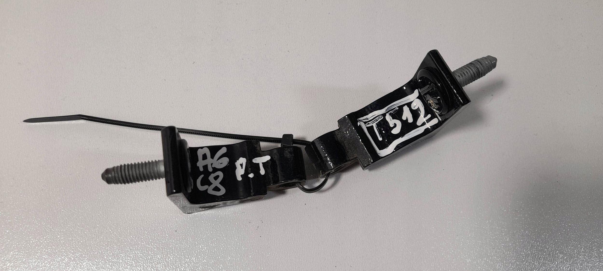 Audi A6 S6 C8 4K hinges door rear. right 4K0833401A (T512)