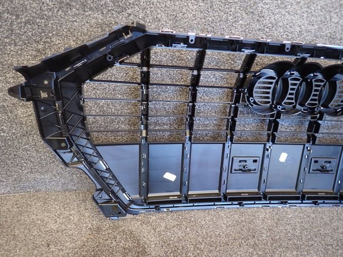AUDI Q3 18- GRILLE 83A853651E F