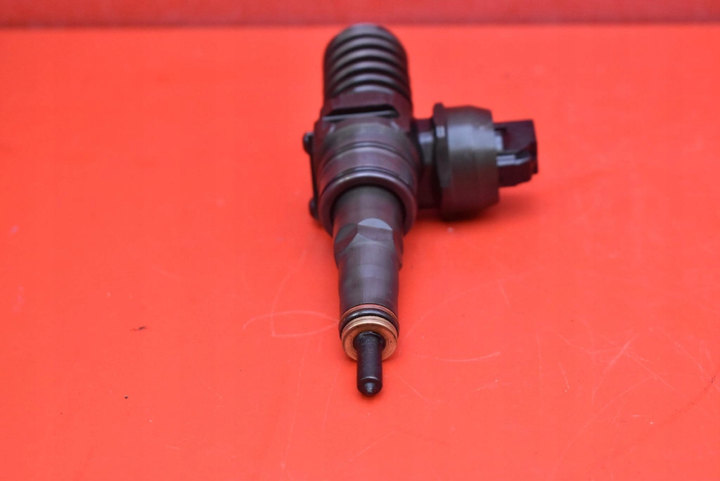 Einspritzdüse Einspritzdüse 0414720215 AUDI A3 8P 1.9 TDI 105 KM 03-05