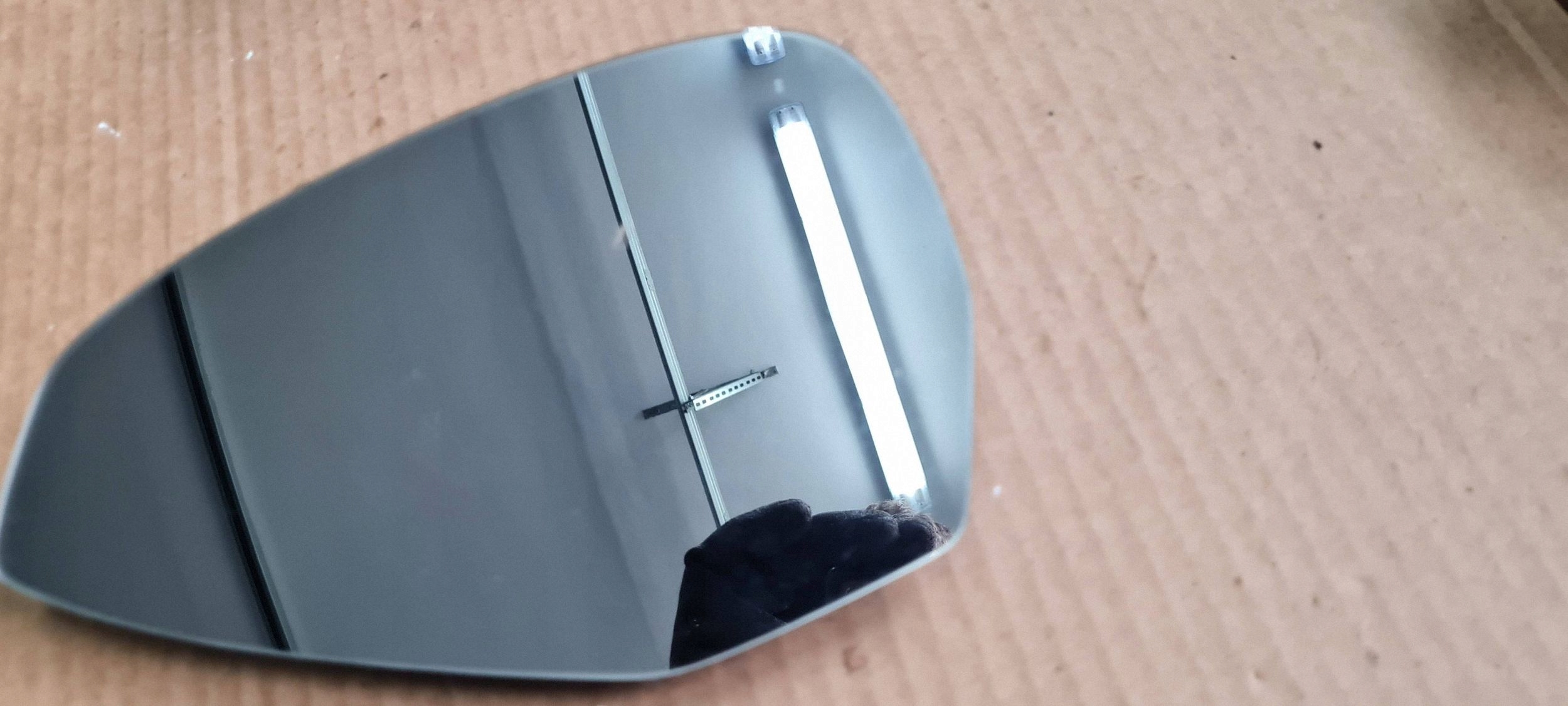 A4 B9 8W WKLAD SZKLO mirrors left left front 8W0857535D