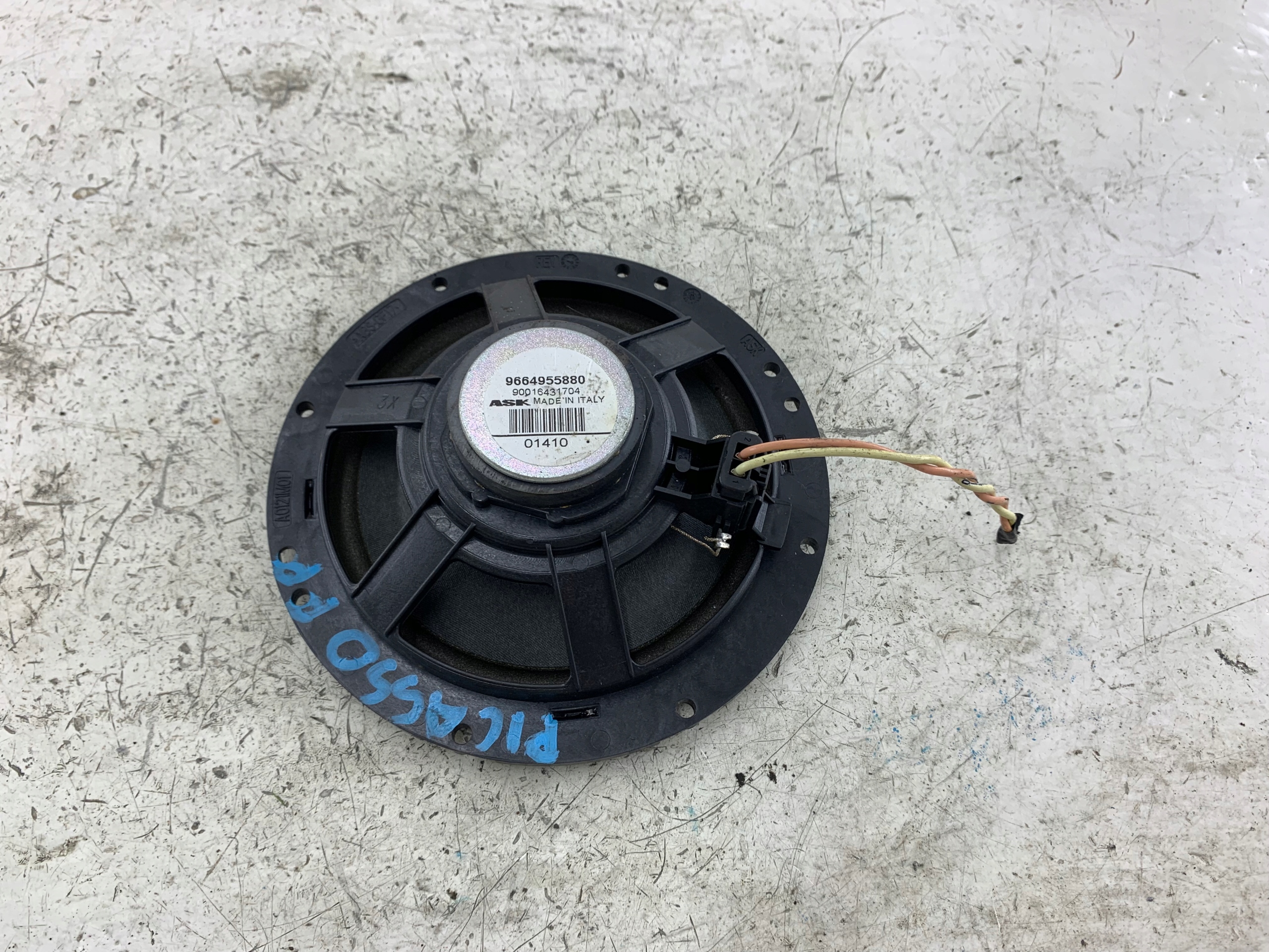 CITROEN C4 PICASSO and speaker door 9664955880