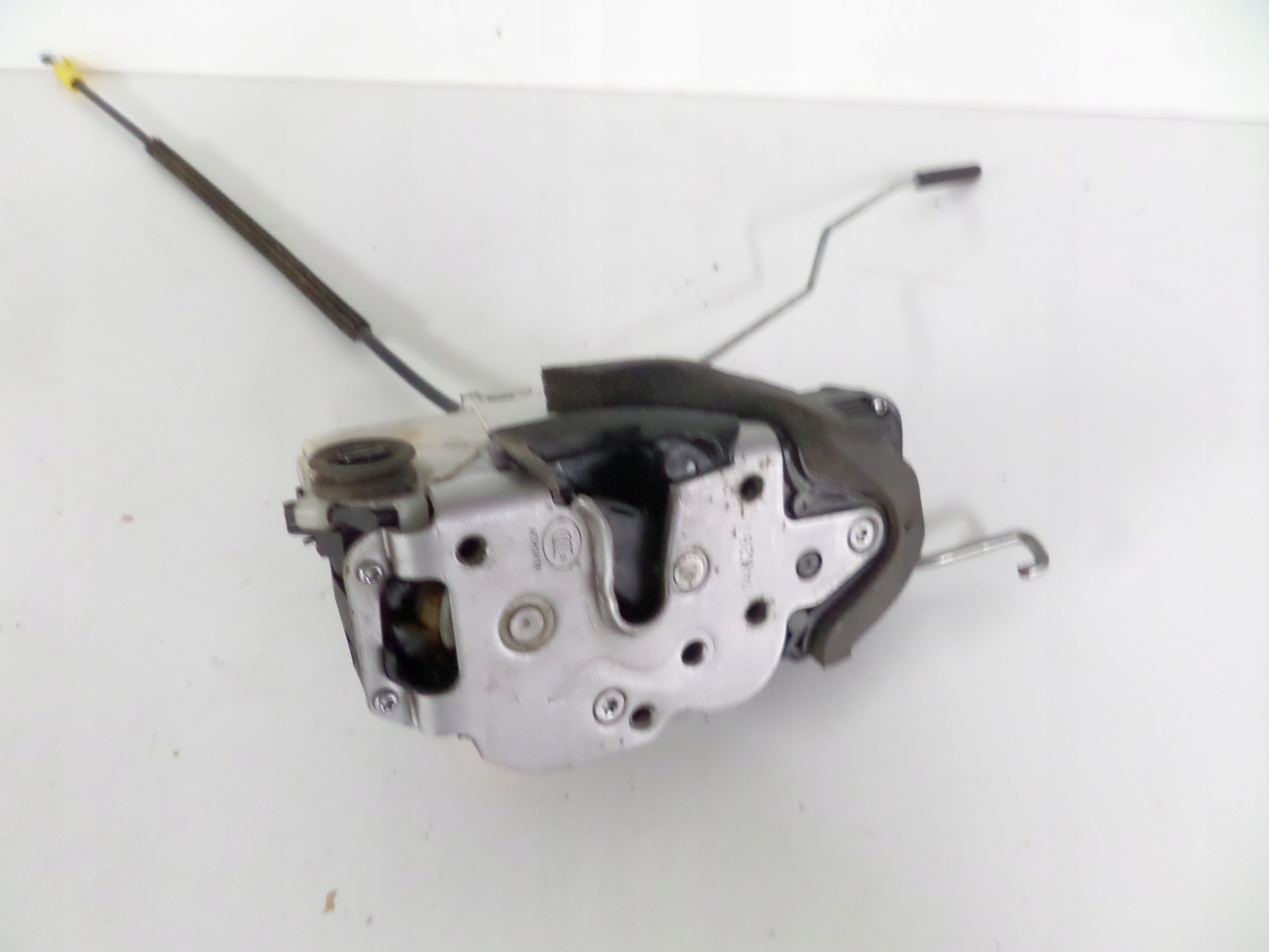 lock door rear part right OPEL ASTRA IV J 09