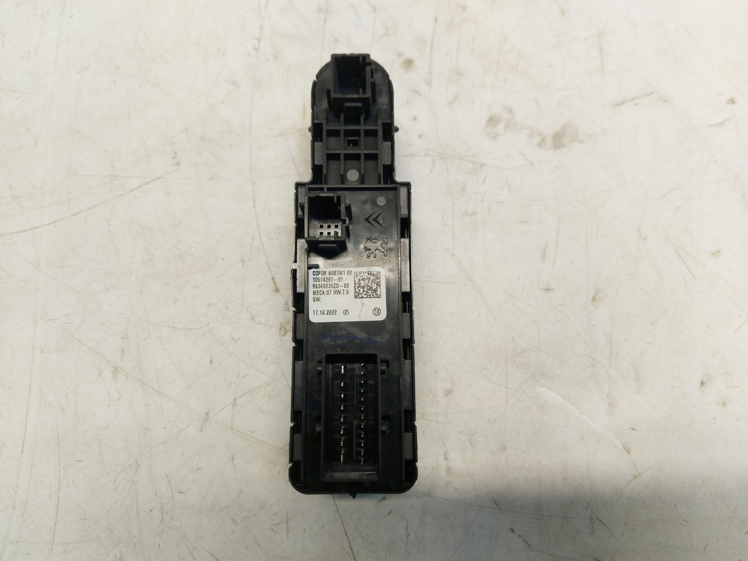 Peugeot 408 GT P54 window control switch PANEL left 98349235ZD