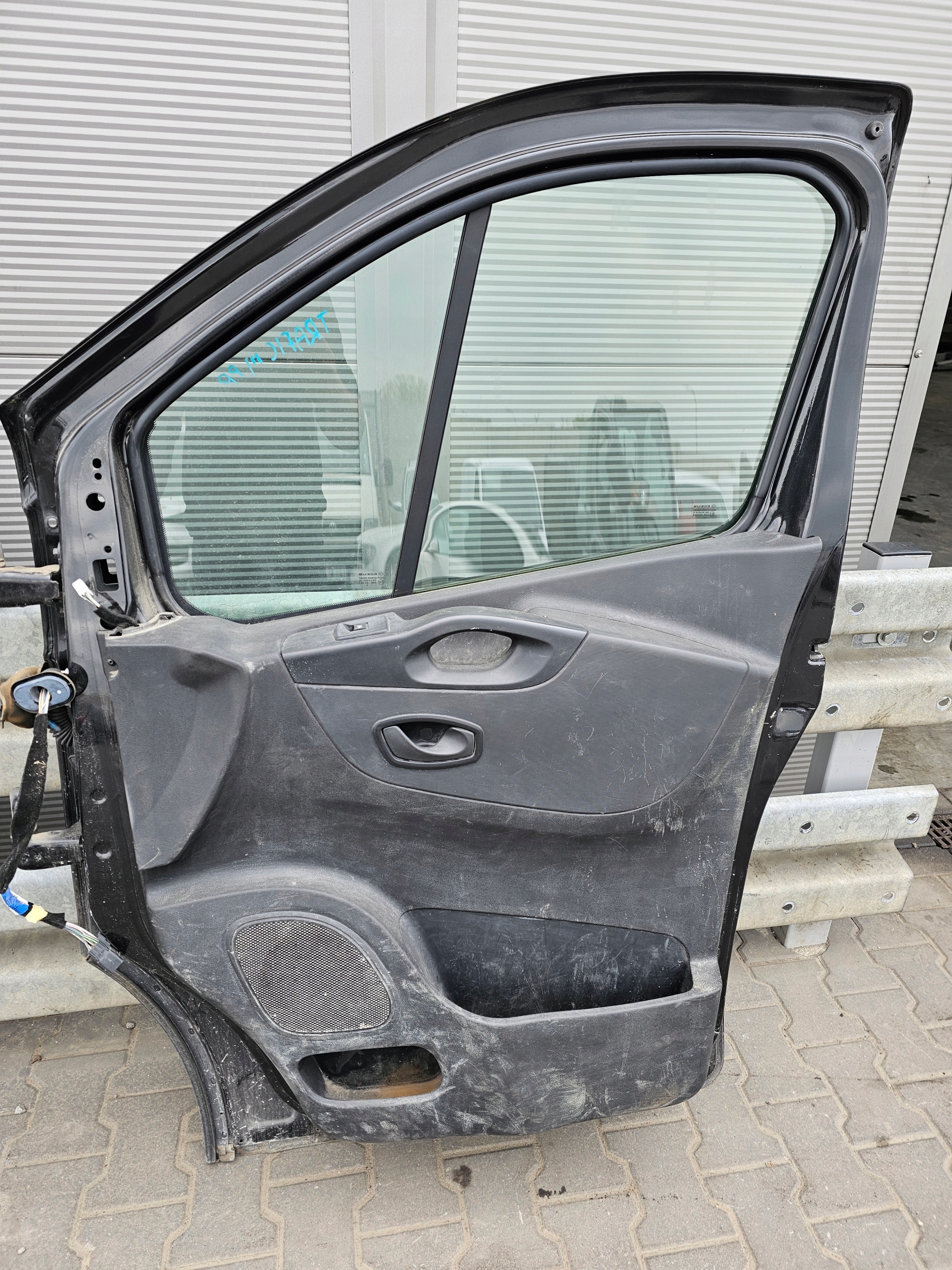 RENAULT TRAFIC III Tür rechts vorne