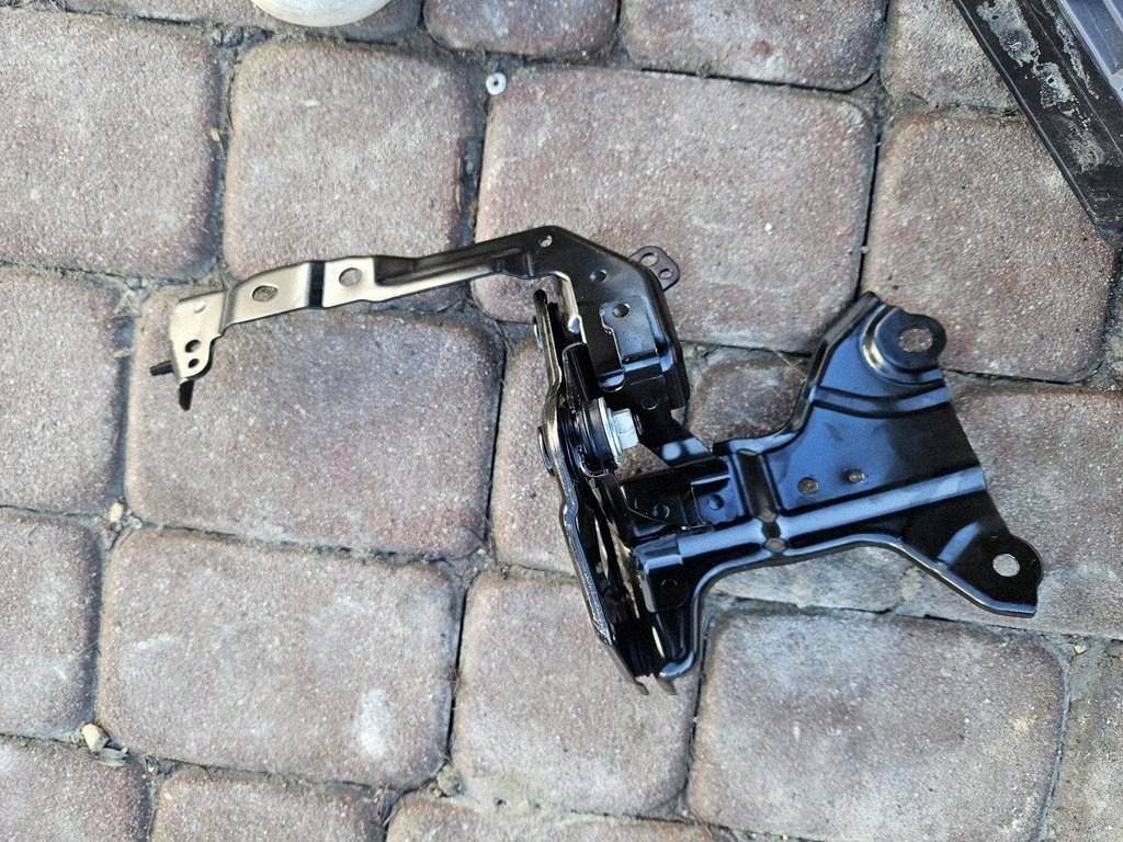 Poignée Console Support plaque Tôle Toyota Highlander XU70