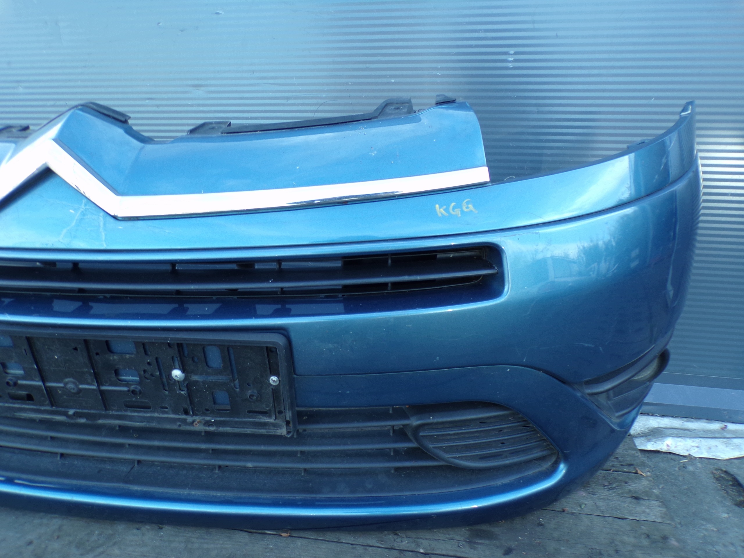 front bumper front CITROEN C4 GRAND PICASSO colour KGQ