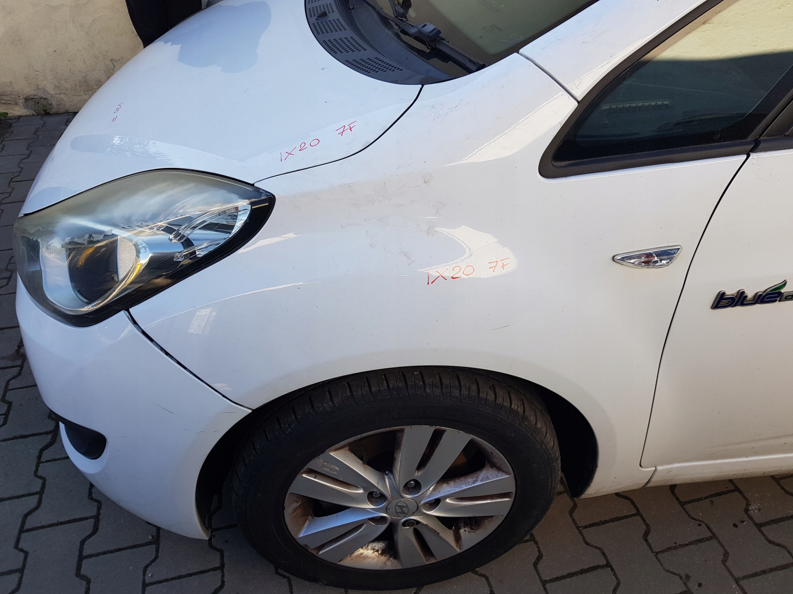 HYUNDAI IX20 NADKOLE LEWY PRZÓD PRZEDNIE 2010-
