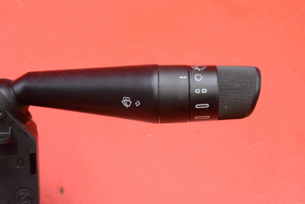 DEVIO LUCI TERGICRISTALLO TERGI PAJAK 7354423140E FIAT LINEA 06-12