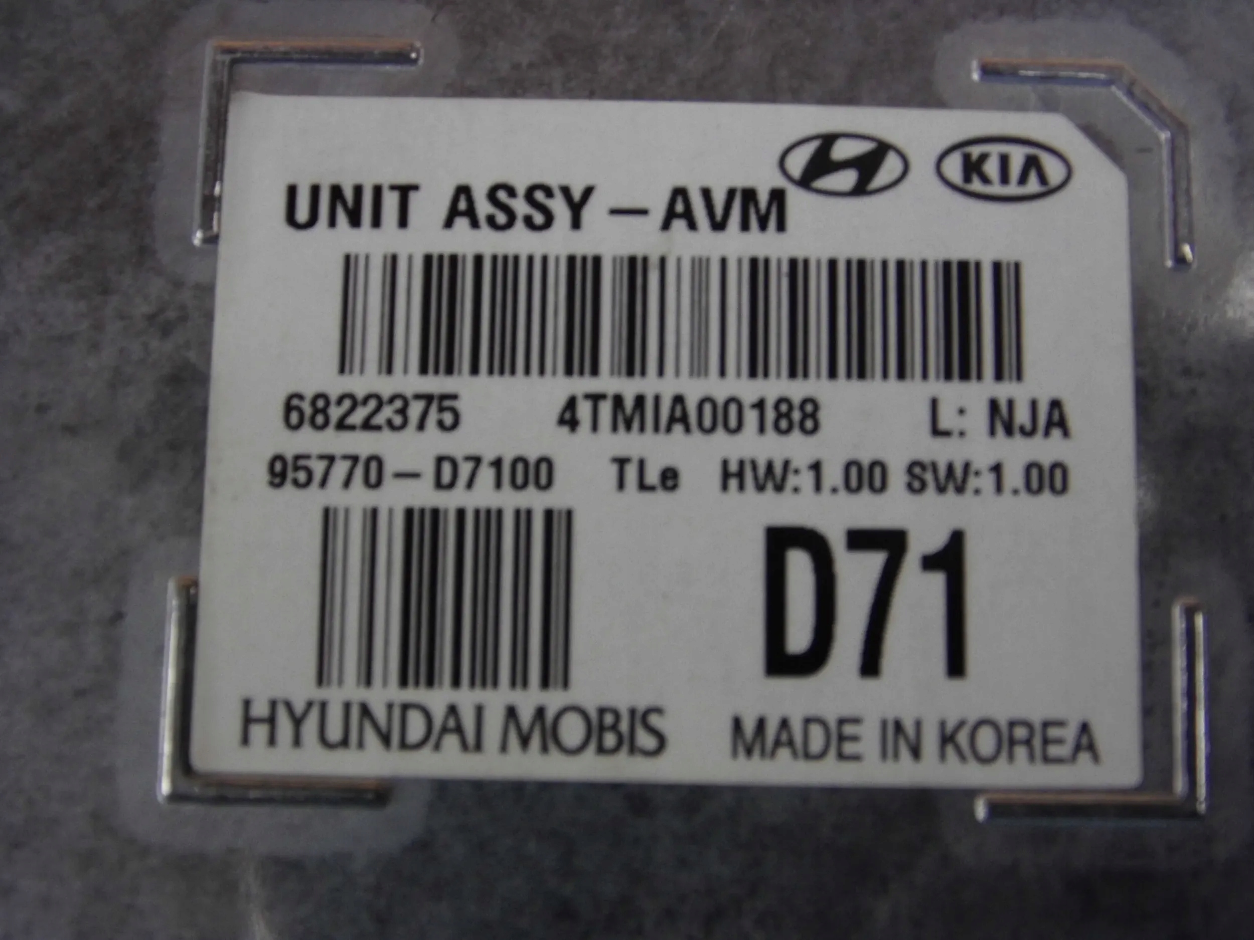 HYUNDAI TUCSON TL III MODULO NAPEDOW 4X4 AVM 95770D7100