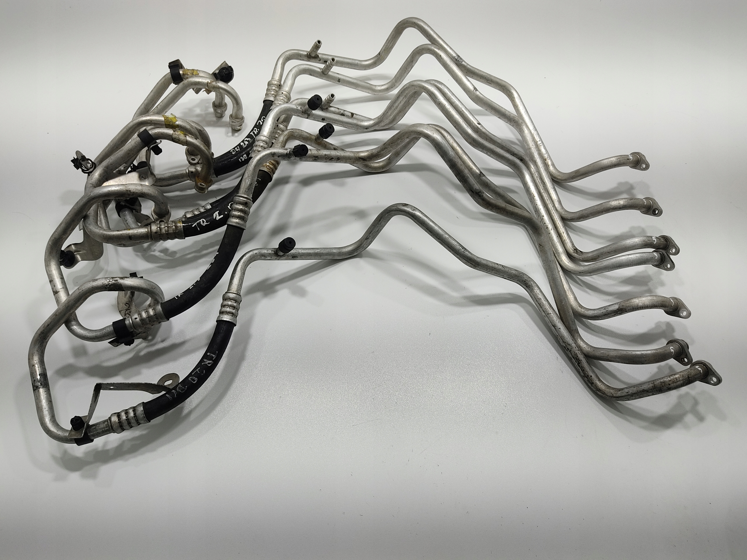 SCHLAUCH KLIMAANLAGE TRAFIC VIVARO PRIMASTAR 2.0 DCI CDTI 2007-2014