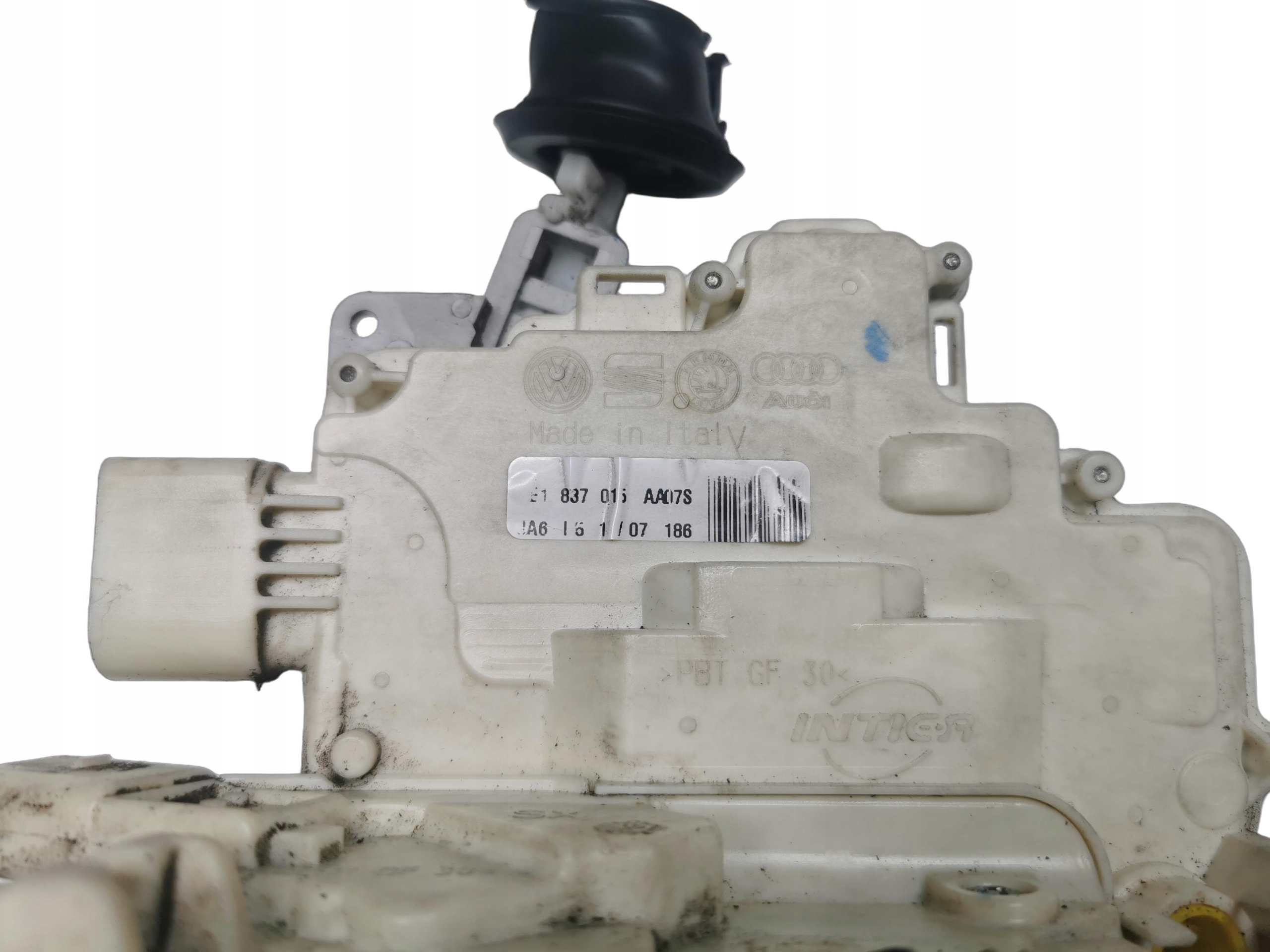 lock door left front 9 PIN AUDI A8 D3 4E1837015