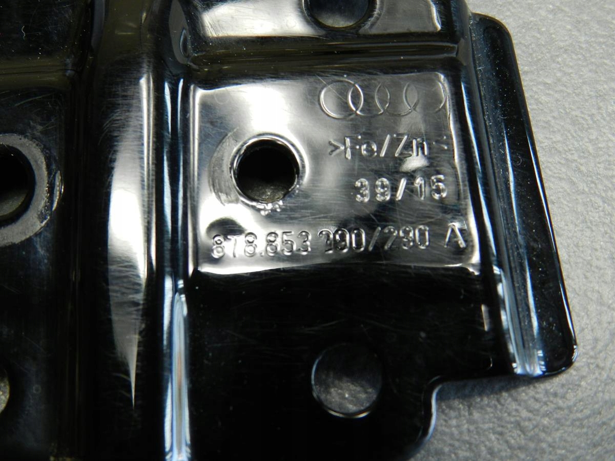 AUDI A5 8T Blende Abdeckung SLUPKA 8T8853290
