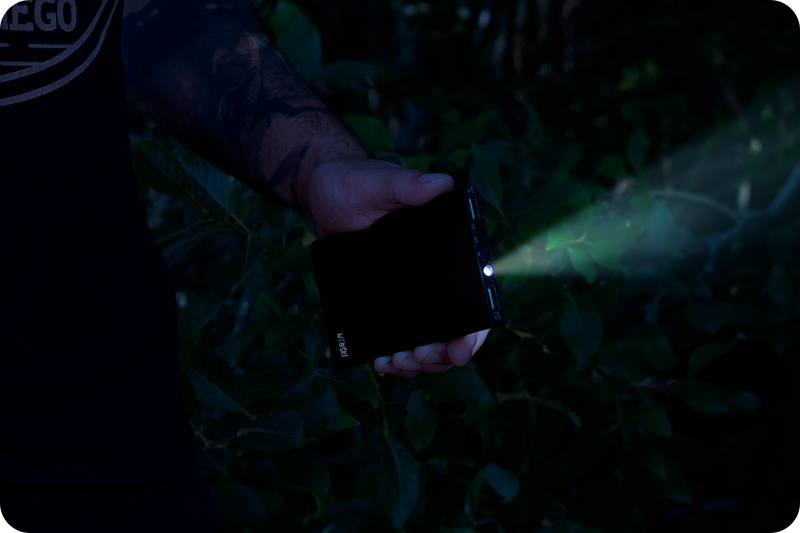 POWER BANK SLIM 20000mAh Z DIODAMI MICRO USB ALU Pojemność akumulatora 20000 mAh