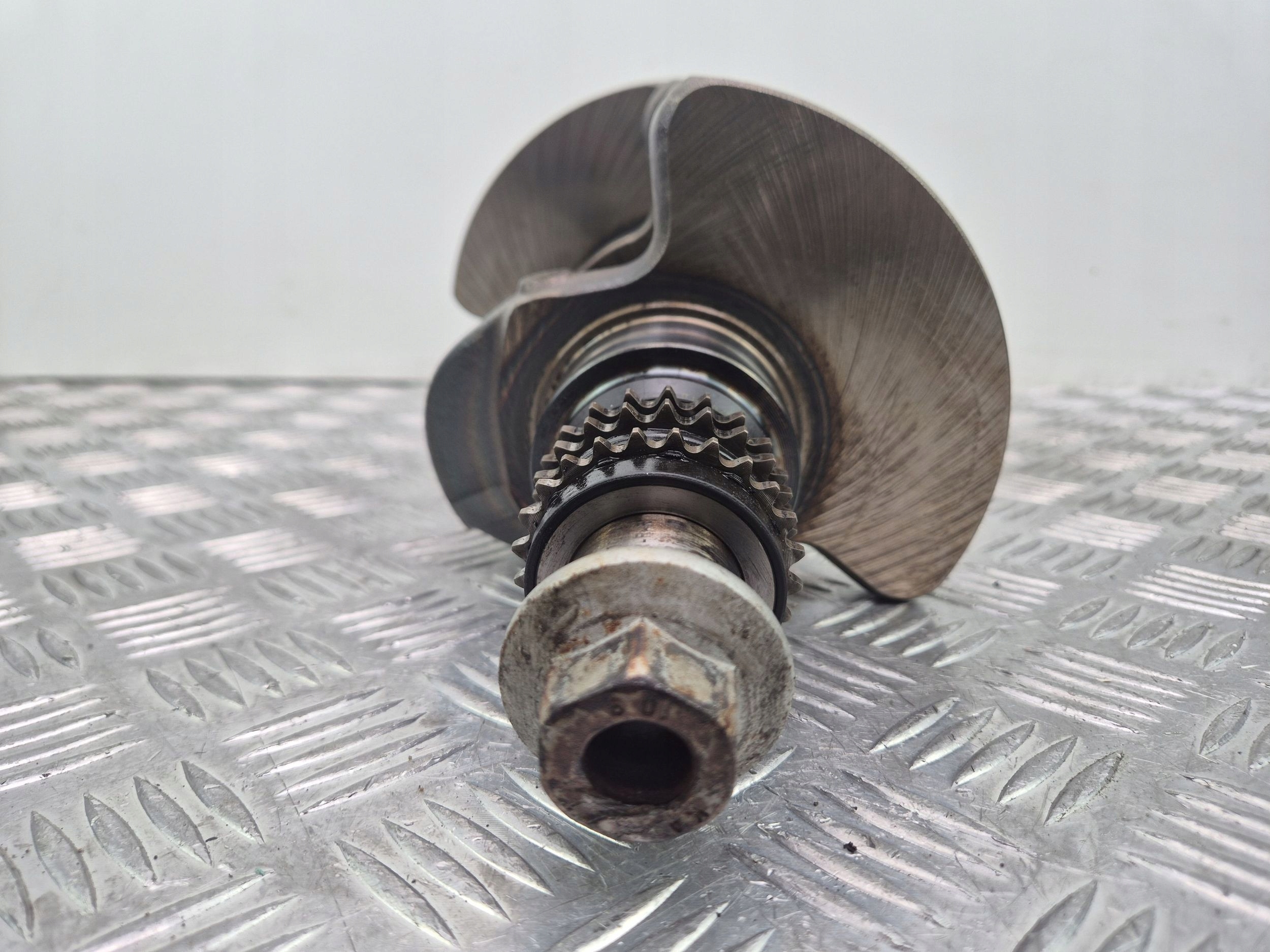 crank Mercedes E350 W212 R27205 M272.977