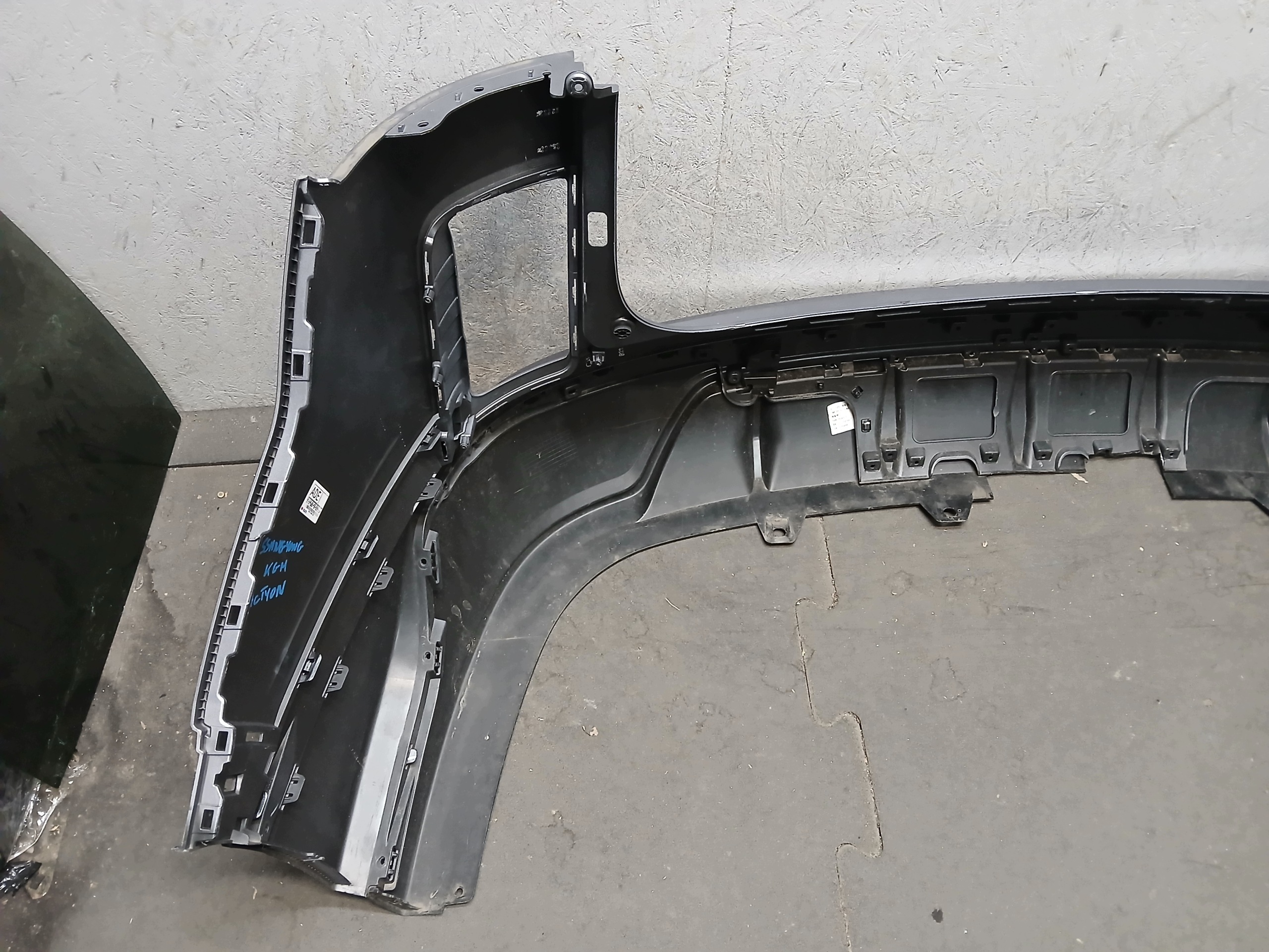 bumper rear part SSANGYONG KGM ACTYON