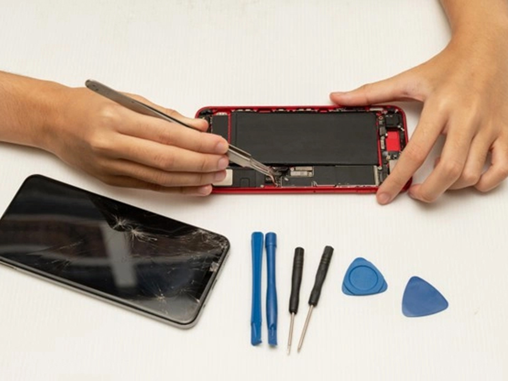 ZESTAW NARZĘDZI DO NAPRAWY TELEFONÓW GSM TABLETÓW Model Zestaw narzędzi wkrętaki
