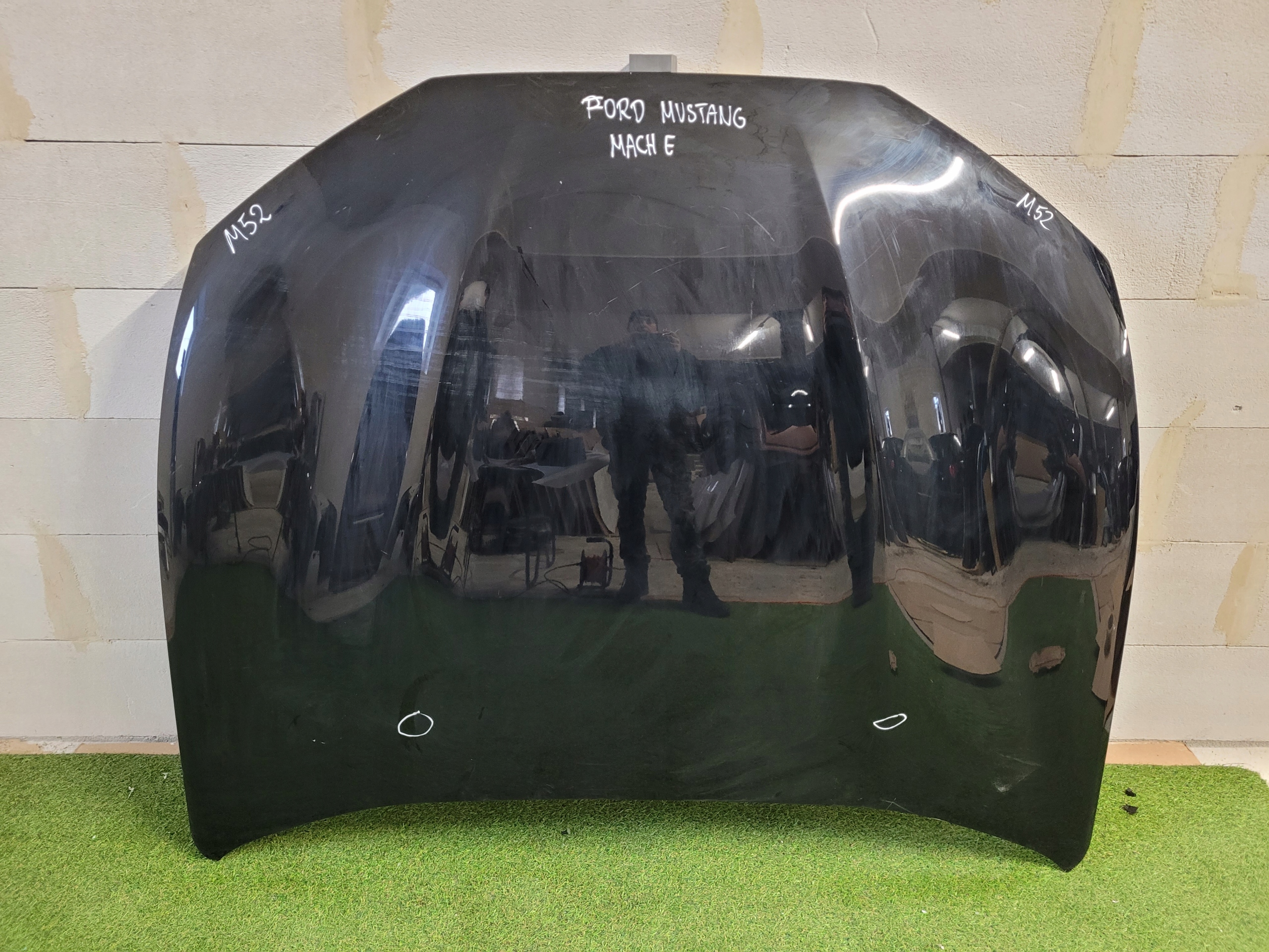 FORD MUSTANG MACH E MACHE MASKA POKRYWA SILNIKA