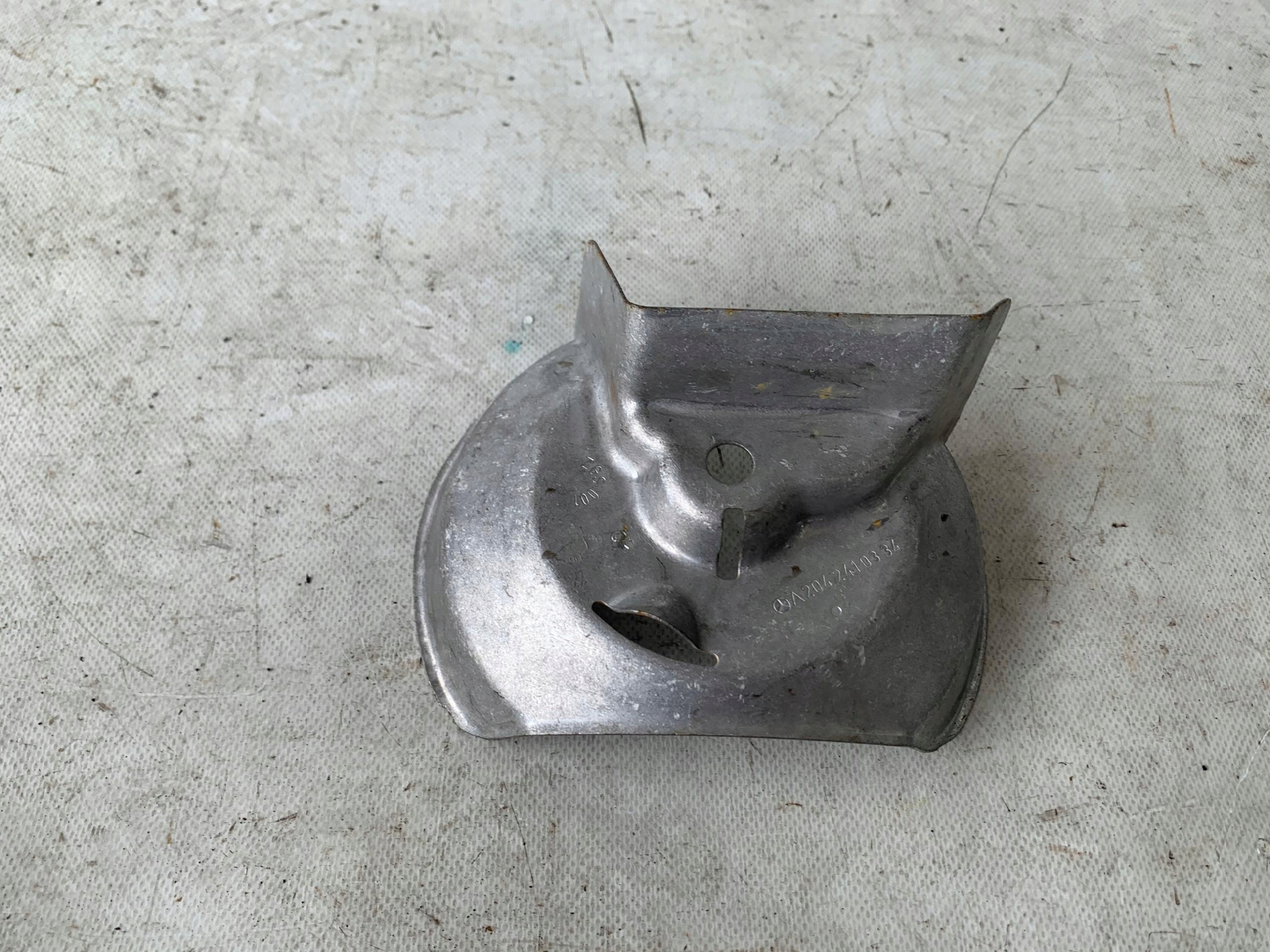 cover TERMICZNA right MERCEDES 2.2CDI A2042410334