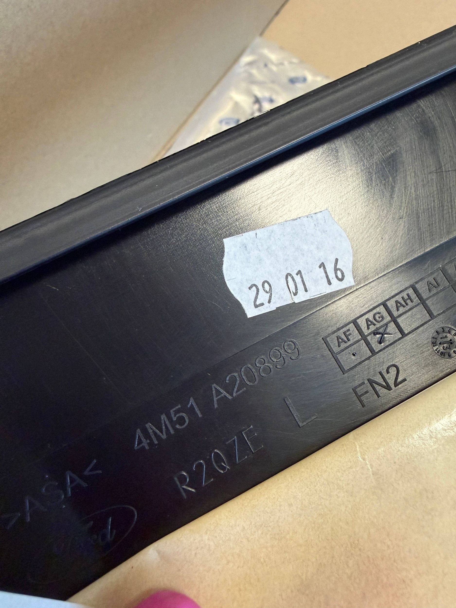FORD FOCUS MK2 left moulding door 4M51-A20899-AG new!