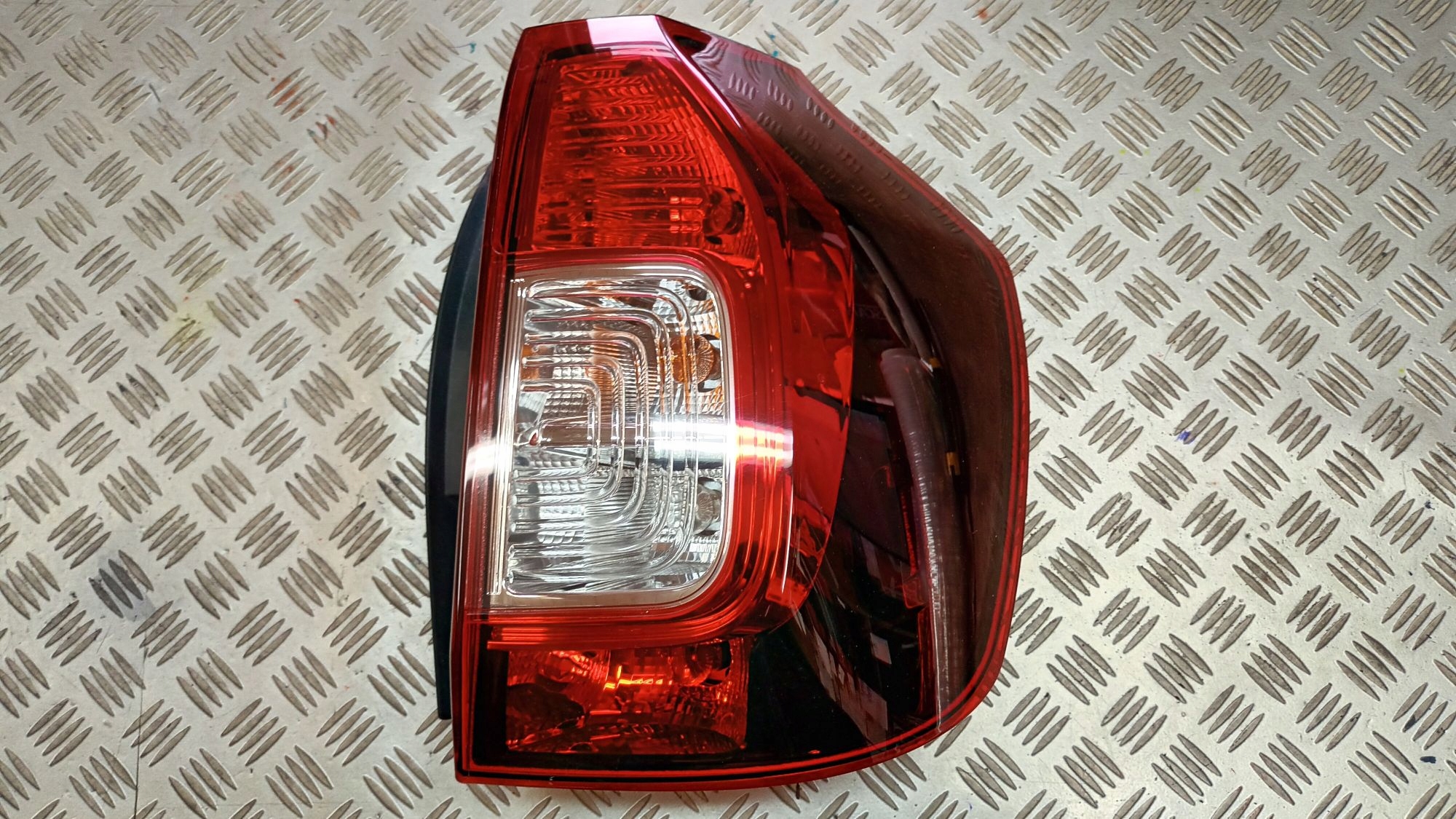 Licht rechts oder links hinten DACIA LOGAN II MCV 2012R->
