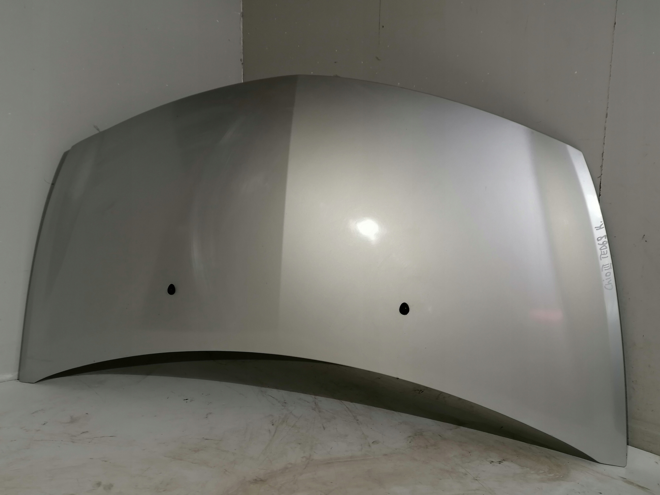 Renault Clio III 3 capot TED69