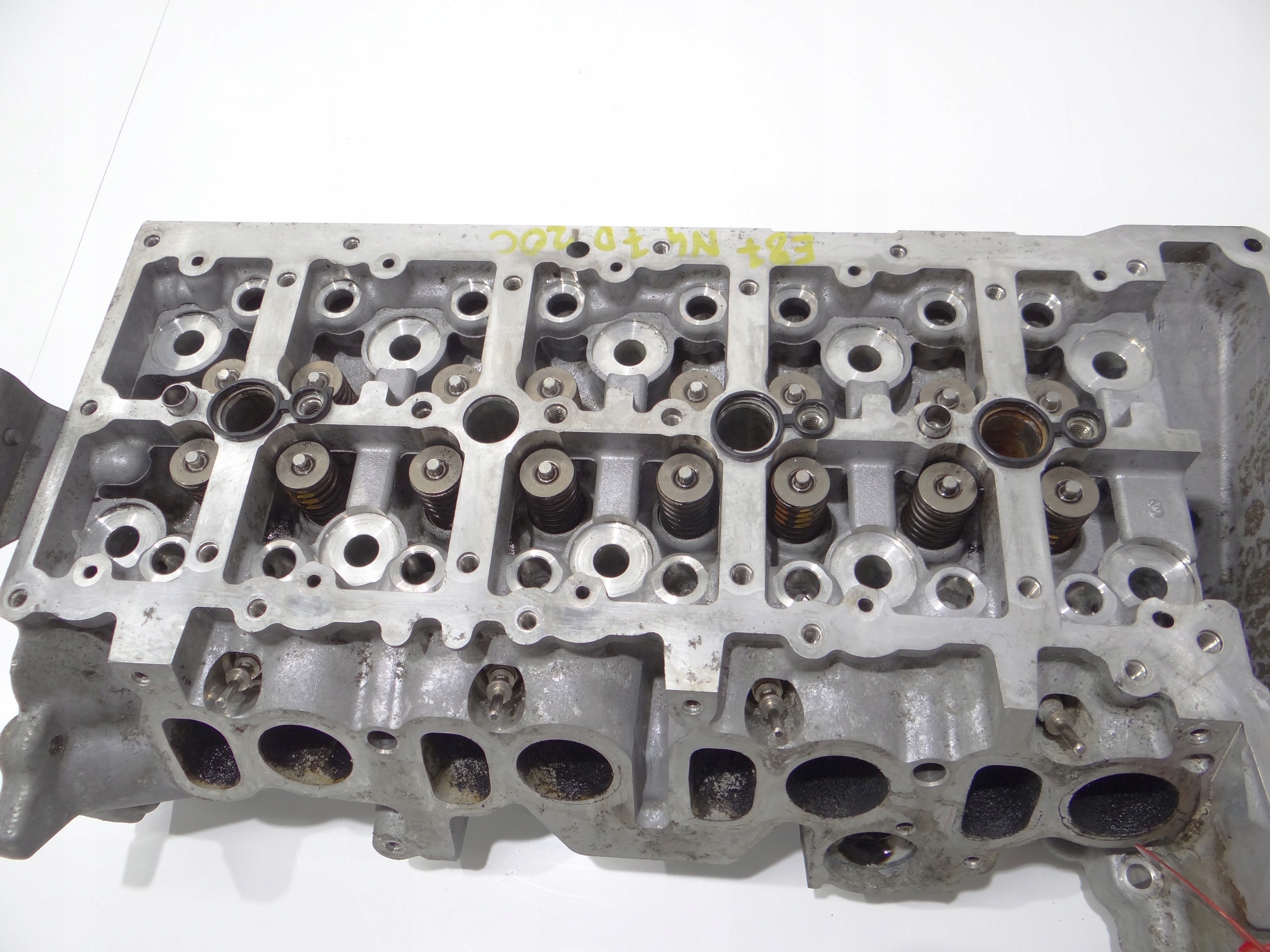 head. BMW E87 N47D20C OE 7797678