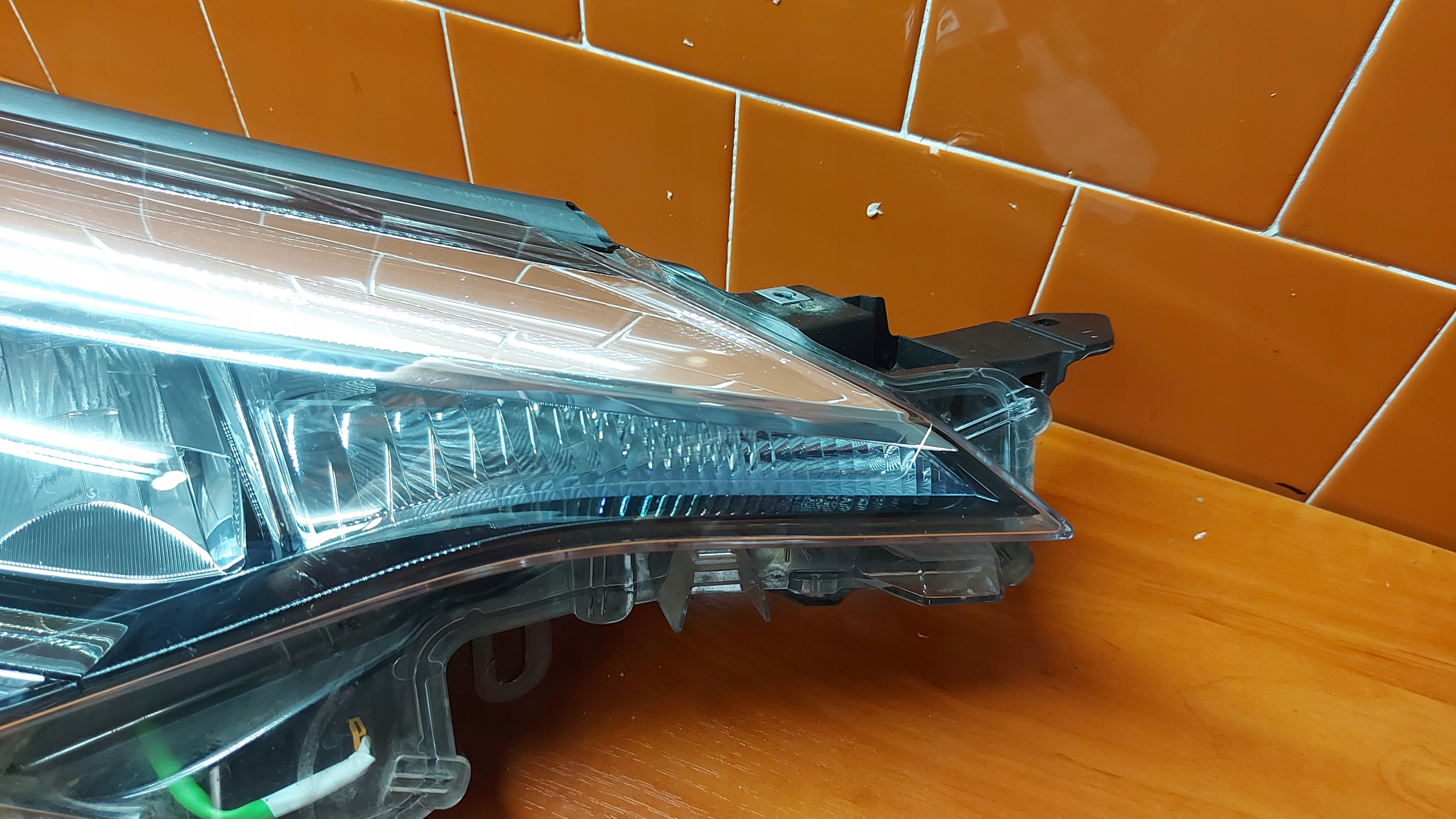 REFLEKTOR light right right front TOYOTA CHR C-HR 19- LIFT
