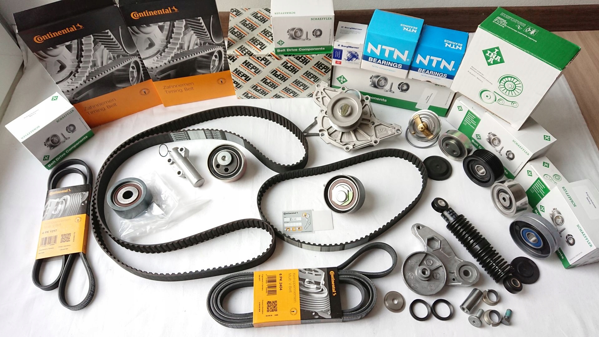 CT1015 - Комплект ГРМ Conti AUDI A6 C5 2.5 TDI ремені