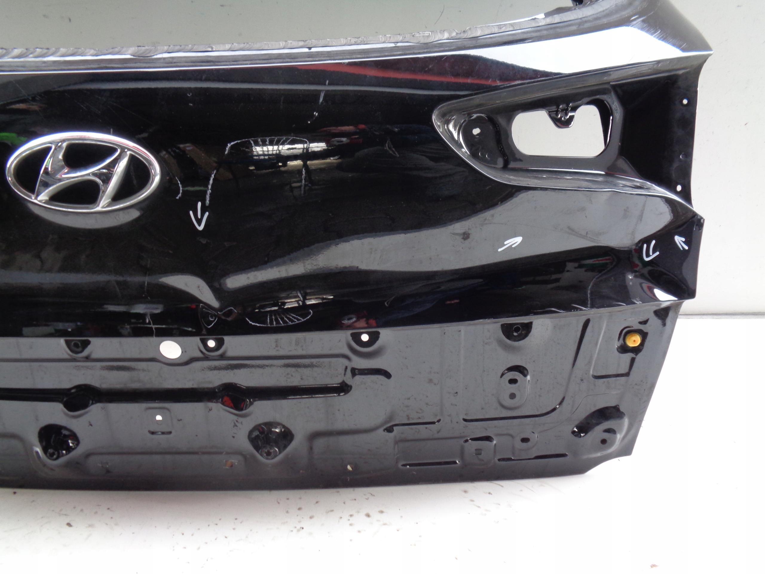 boot doors HYUNDAI TUCSON III 15- NR 38744