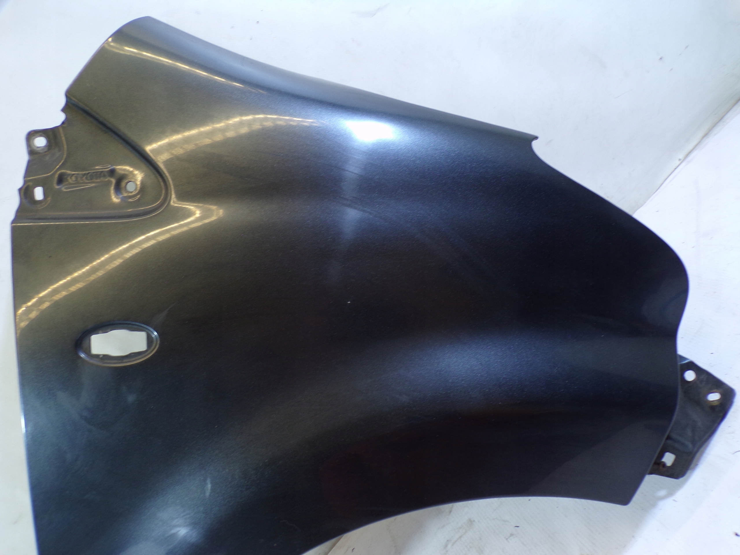 fender right front TOYOTA AYGO (F1)