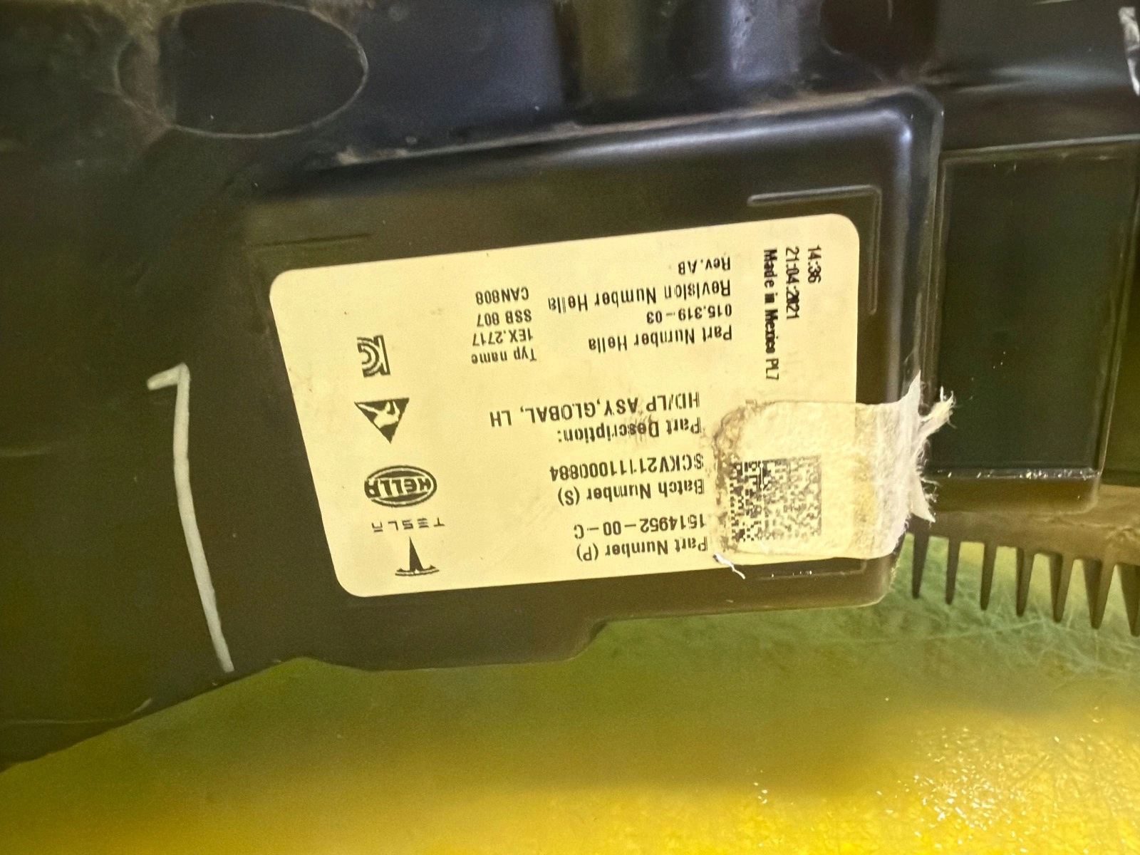 light left front Tesla Y Lift Full Led 1514952-00-C