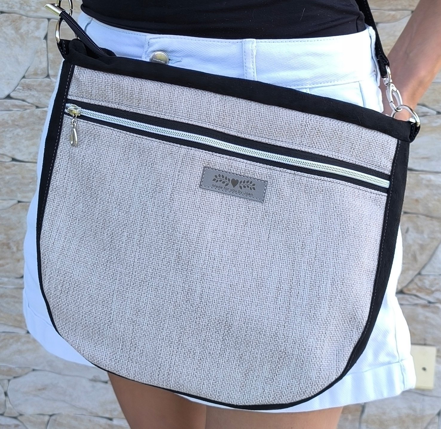 Kabelka přes rameno pletená s kapsou na zip béžovo černá