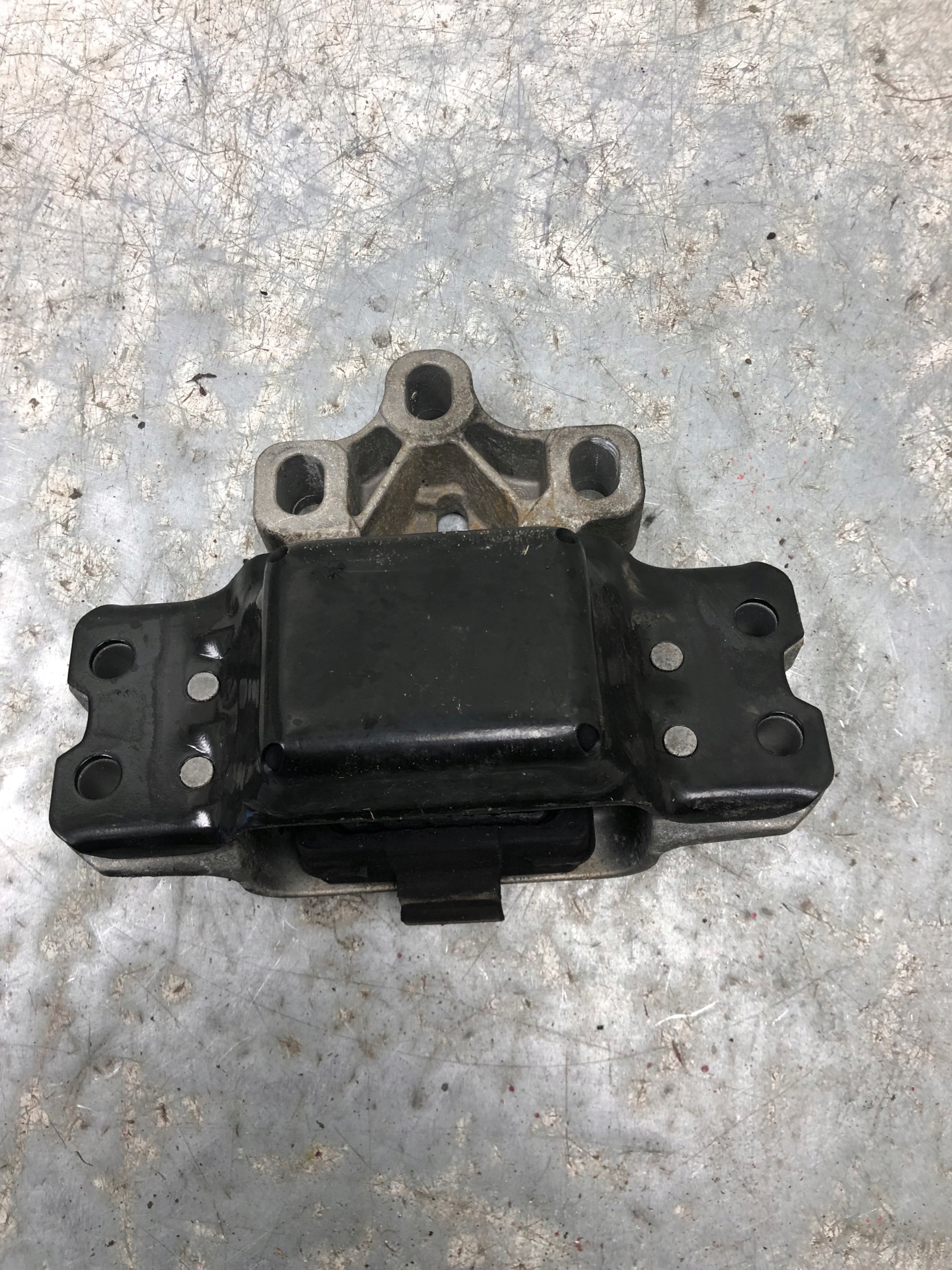 holder engine mount AUDI A3 8P LIFT 1K0199555T