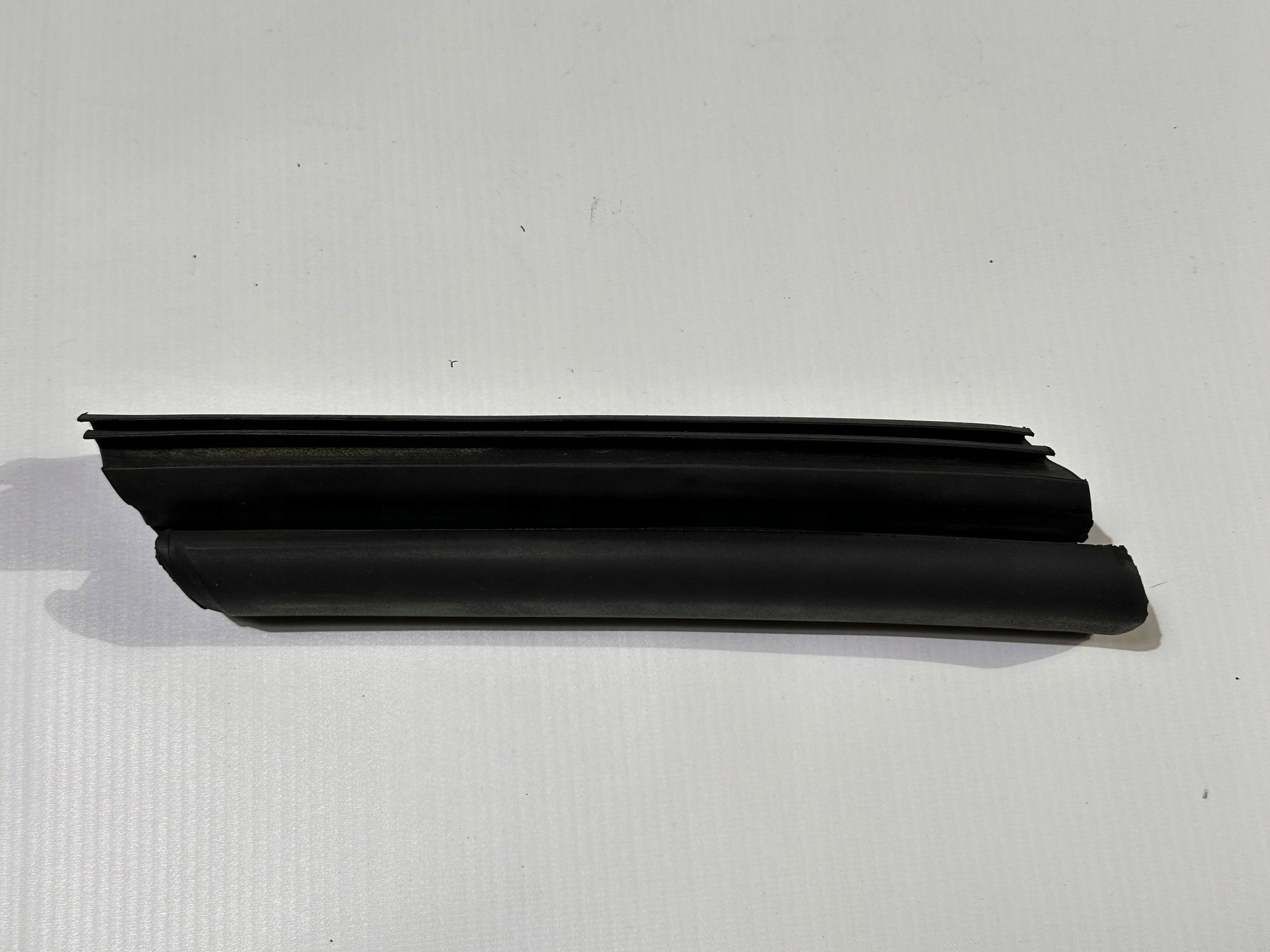 rubber gasket roofs left Chevrolet Camaro 2016+