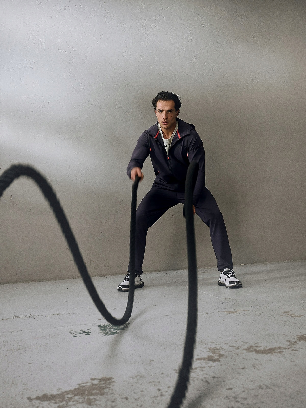 4F Mikina S Kapucí Pánská Šedá Regular Rychleschnoucí XXL