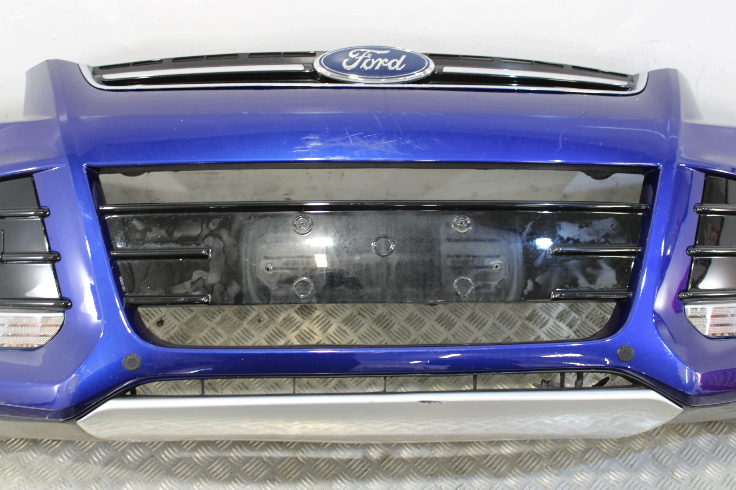 bumper front front complete 4 X PDC FORD KUGA MK2