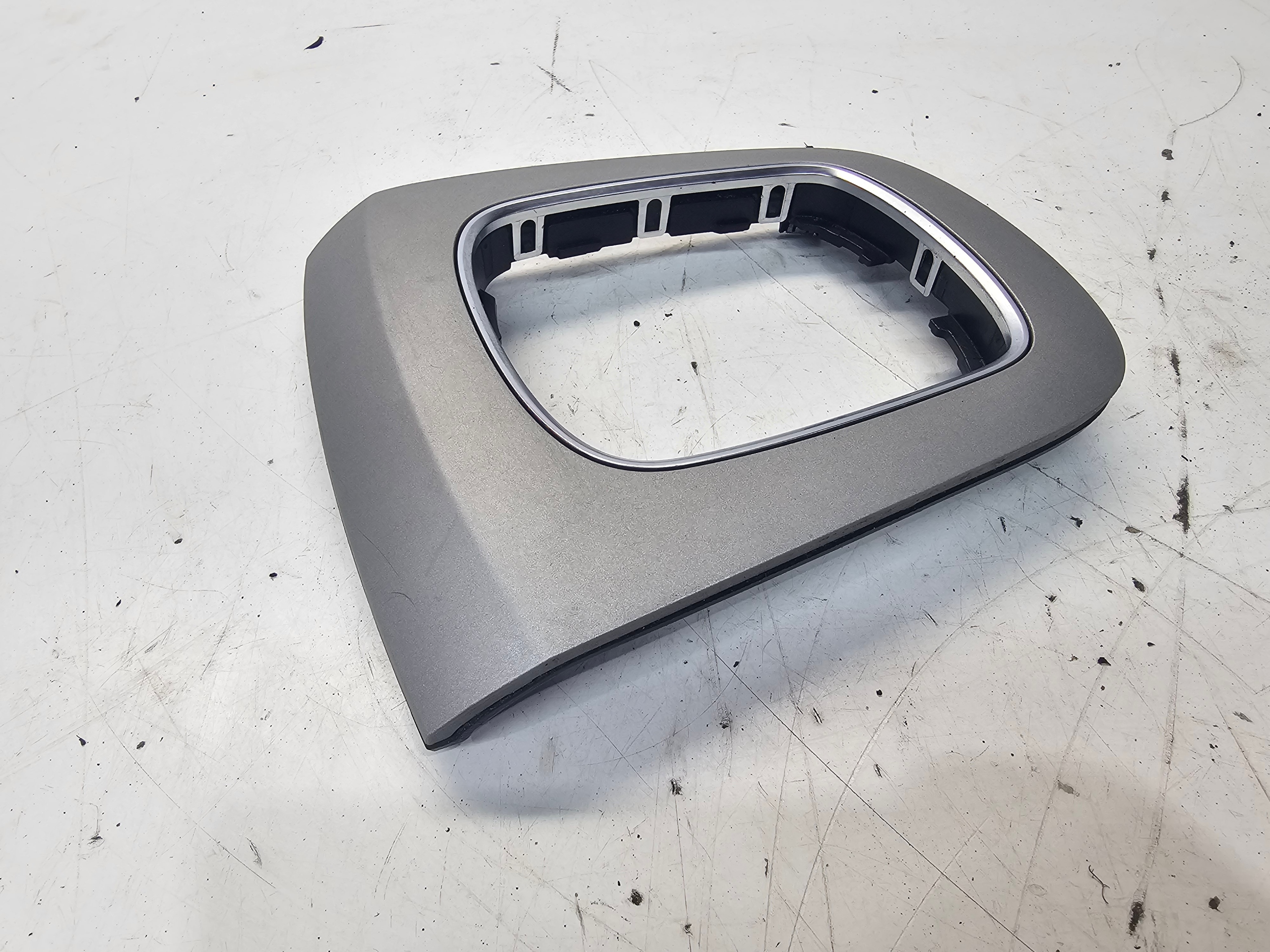 RÁM změny převodů AUDI Q3 8U 8U0864261P