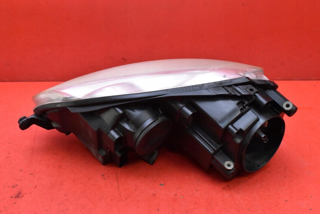 REFLEKTOR right light front EU 1K6941006P VW GOLF 5 V 03-09