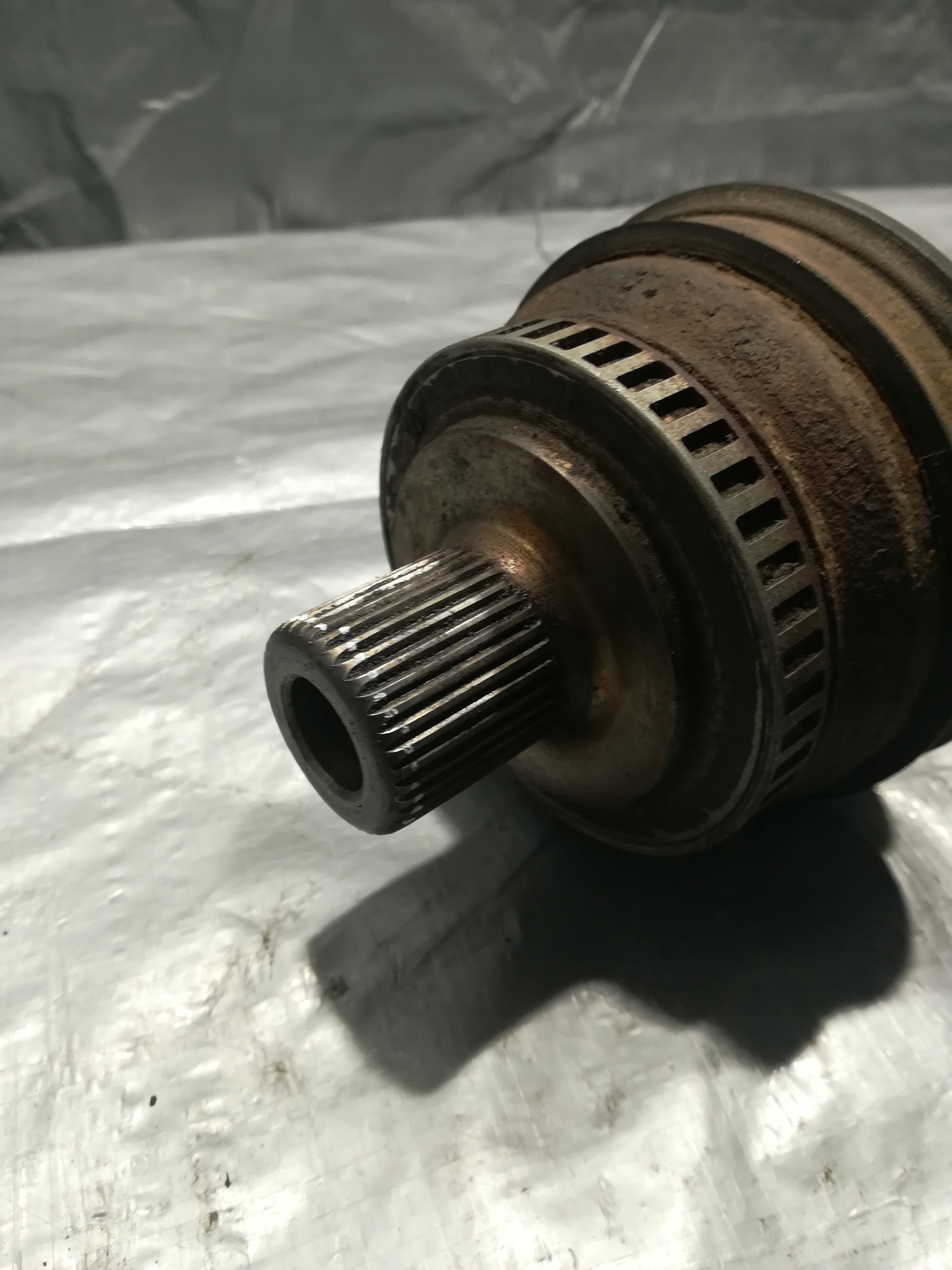 Volkswagen OE 8E0501203K semi-axis rear
